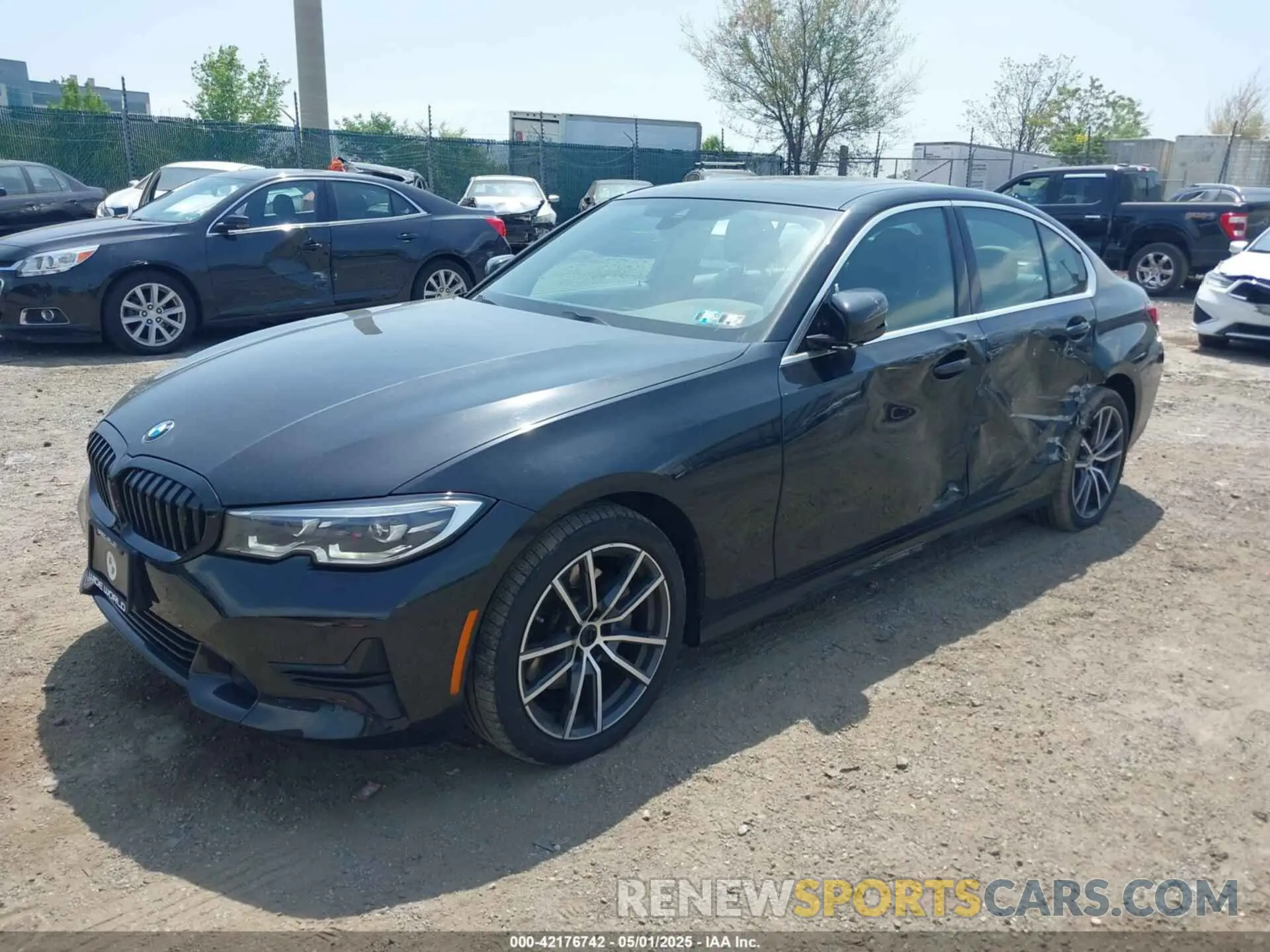 2 Photograph of a damaged car 3MW5R7J00L8B14297 BMW 330I 2020
