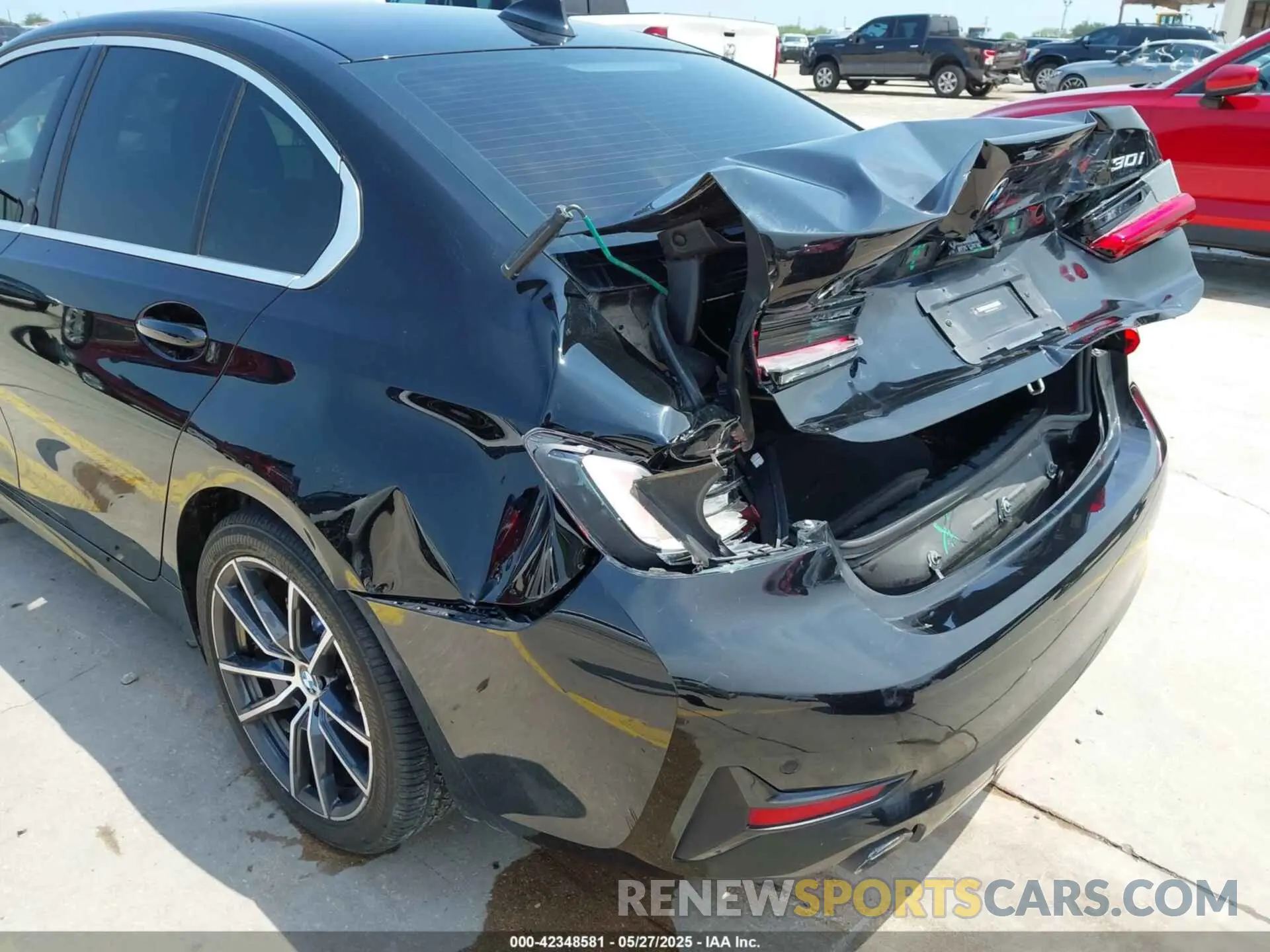 6 Photograph of a damaged car 3MW5R7J00L8B15482 BMW 330I 2020