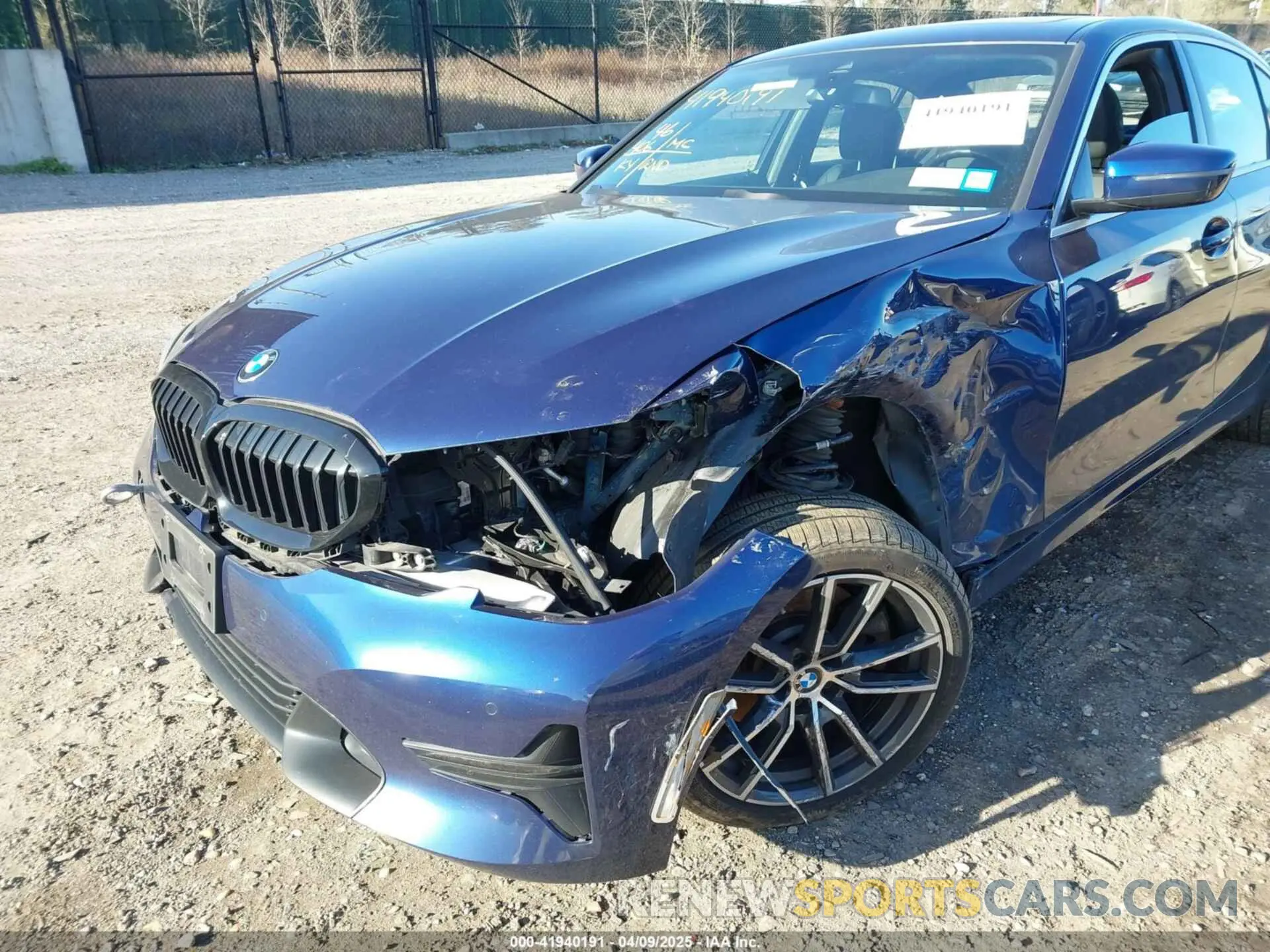 6 Photograph of a damaged car 3MW5R7J00L8B32413 BMW 330I 2020
