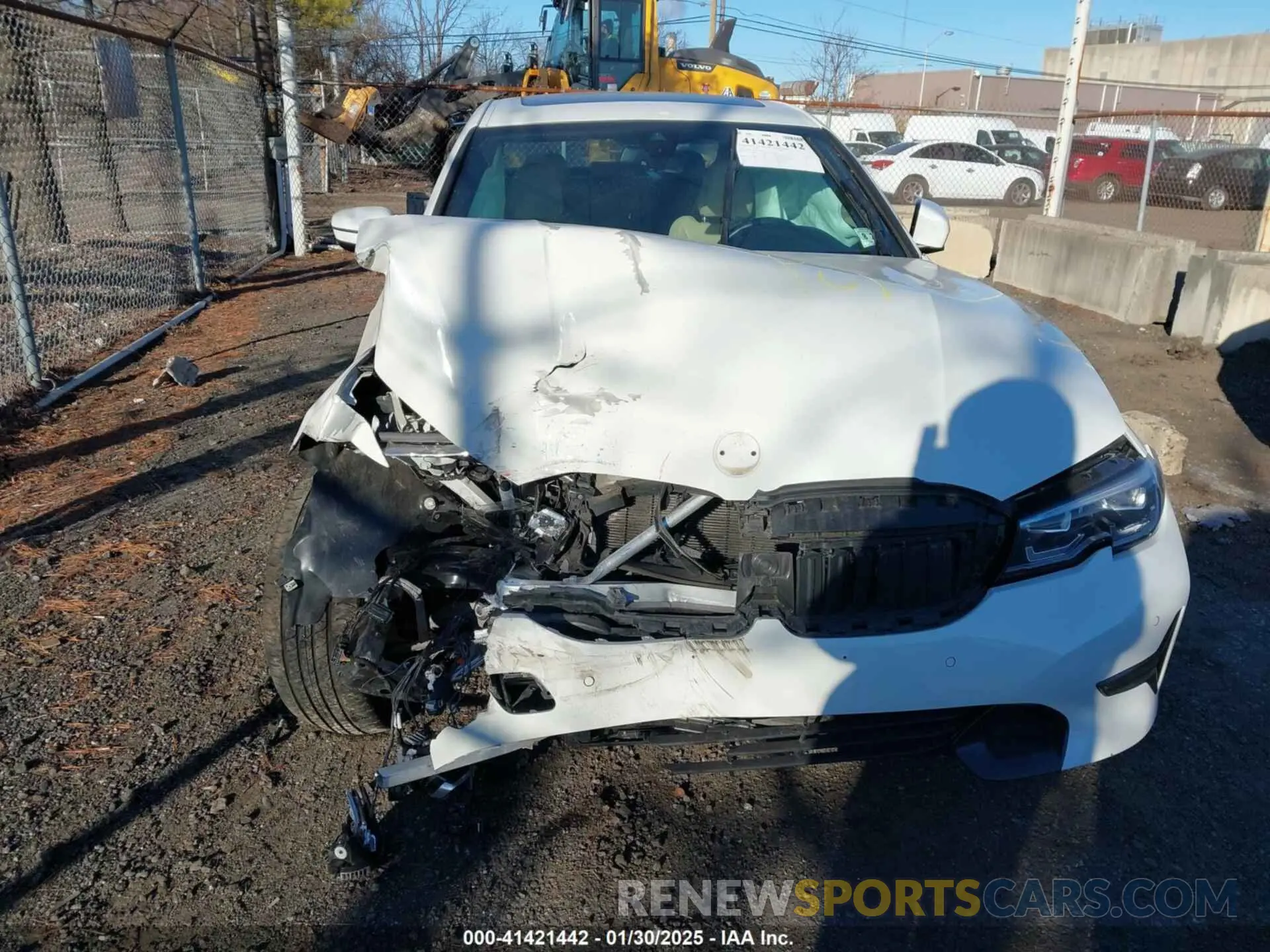 6 Photograph of a damaged car 3MW5R7J00L8B34288 BMW 330I 2020