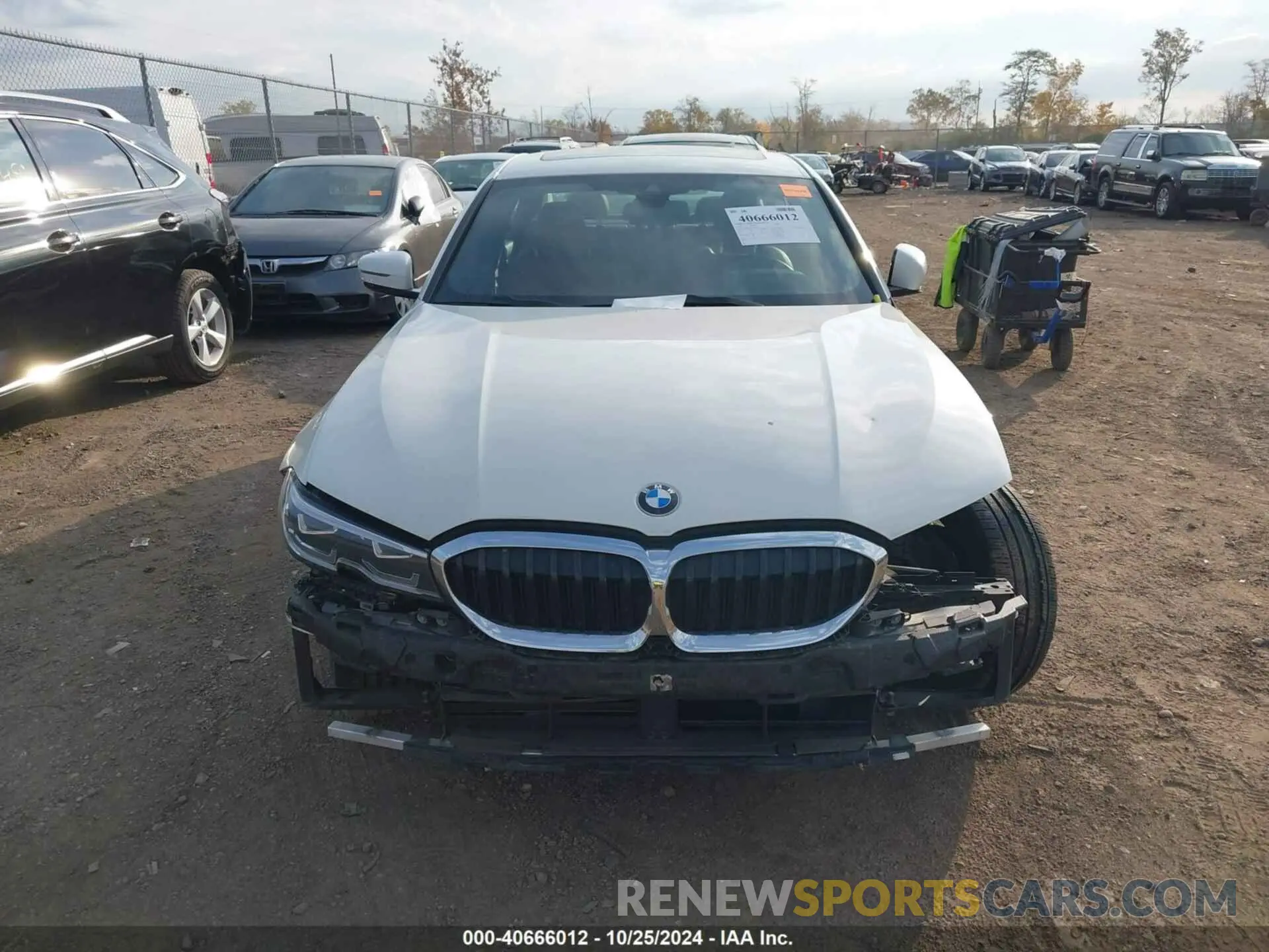 13 Photograph of a damaged car 3MW5R7J01L8B05074 BMW 330I 2020