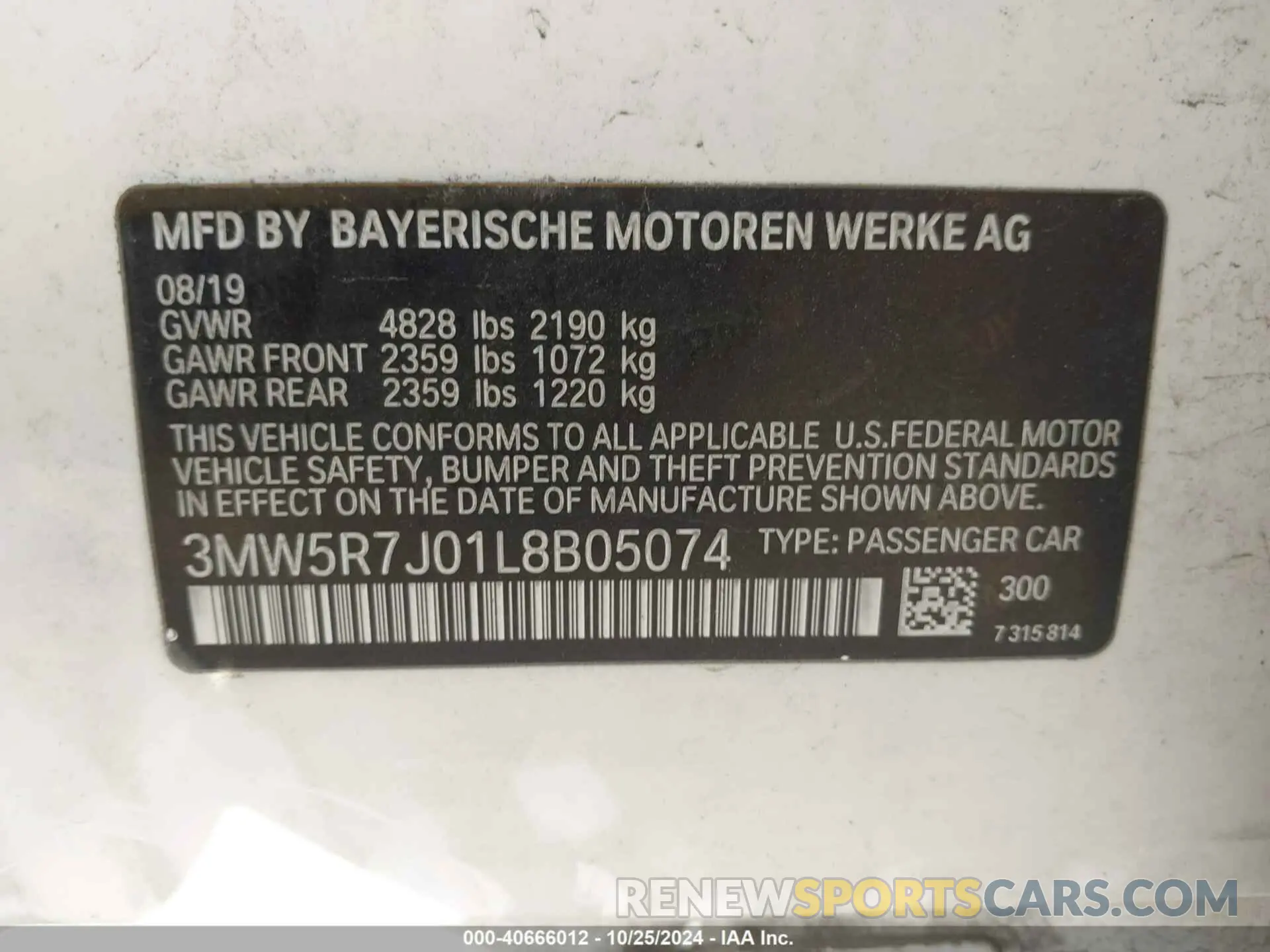 9 Photograph of a damaged car 3MW5R7J01L8B05074 BMW 330I 2020