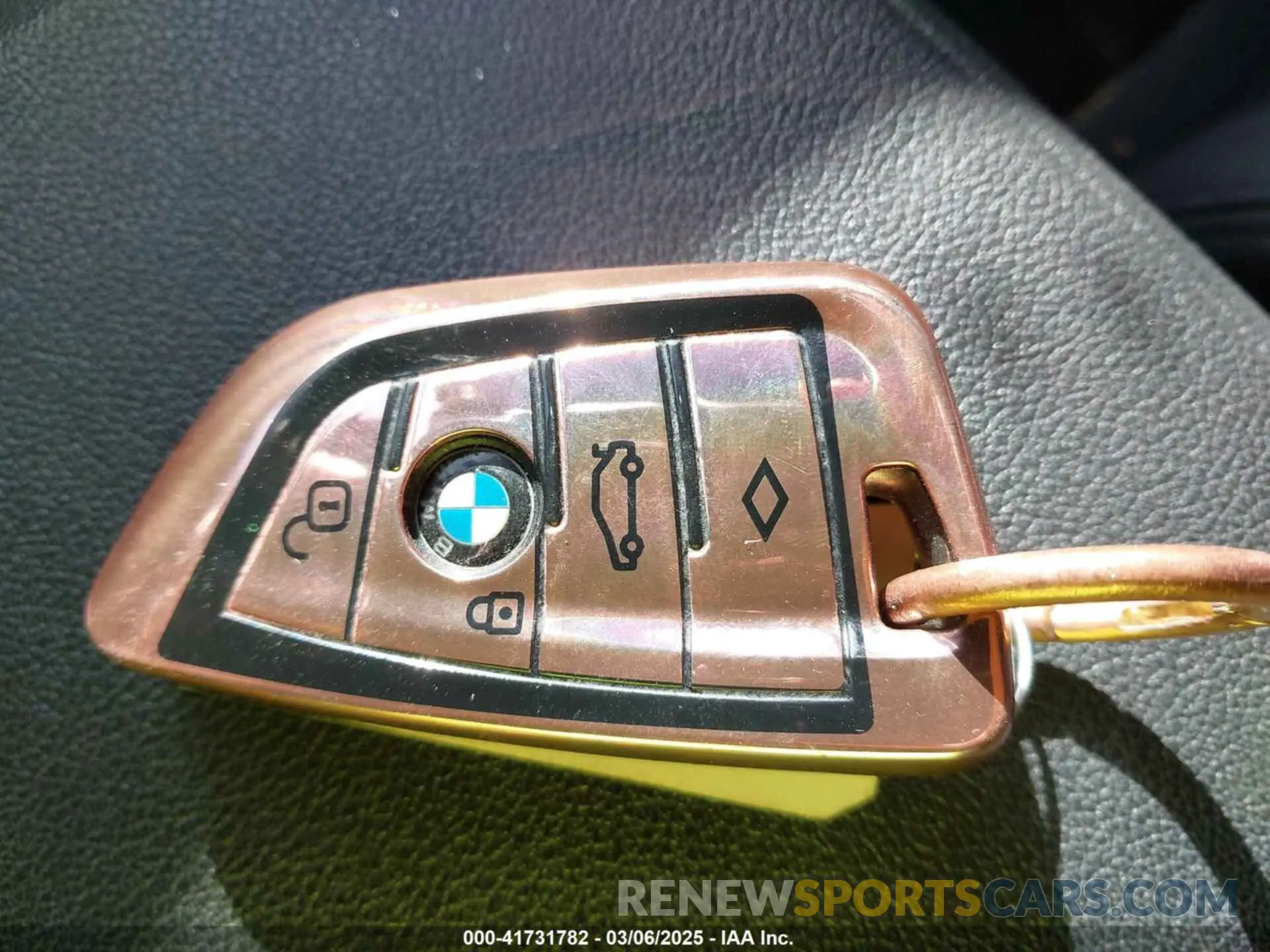 11 Photograph of a damaged car 3MW5R7J01L8B06063 BMW 330I 2020