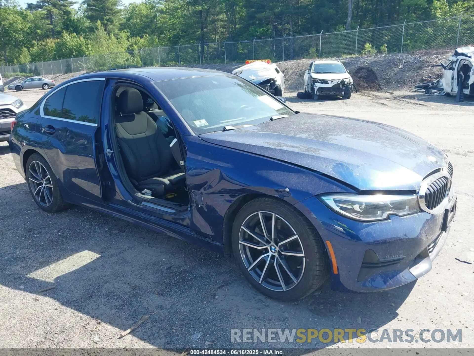 1 Photograph of a damaged car 3MW5R7J01L8B09898 BMW 330I 2020