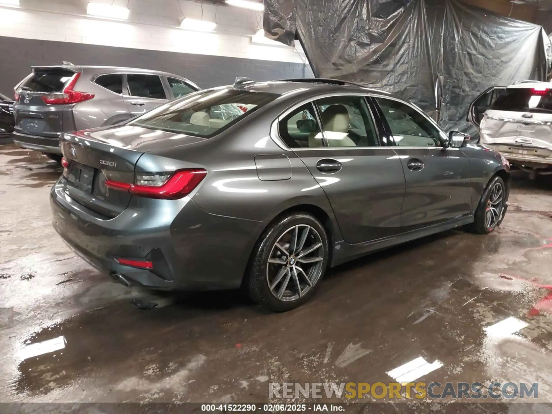 4 Photograph of a damaged car 3MW5R7J01L8B17306 BMW 330I 2020
