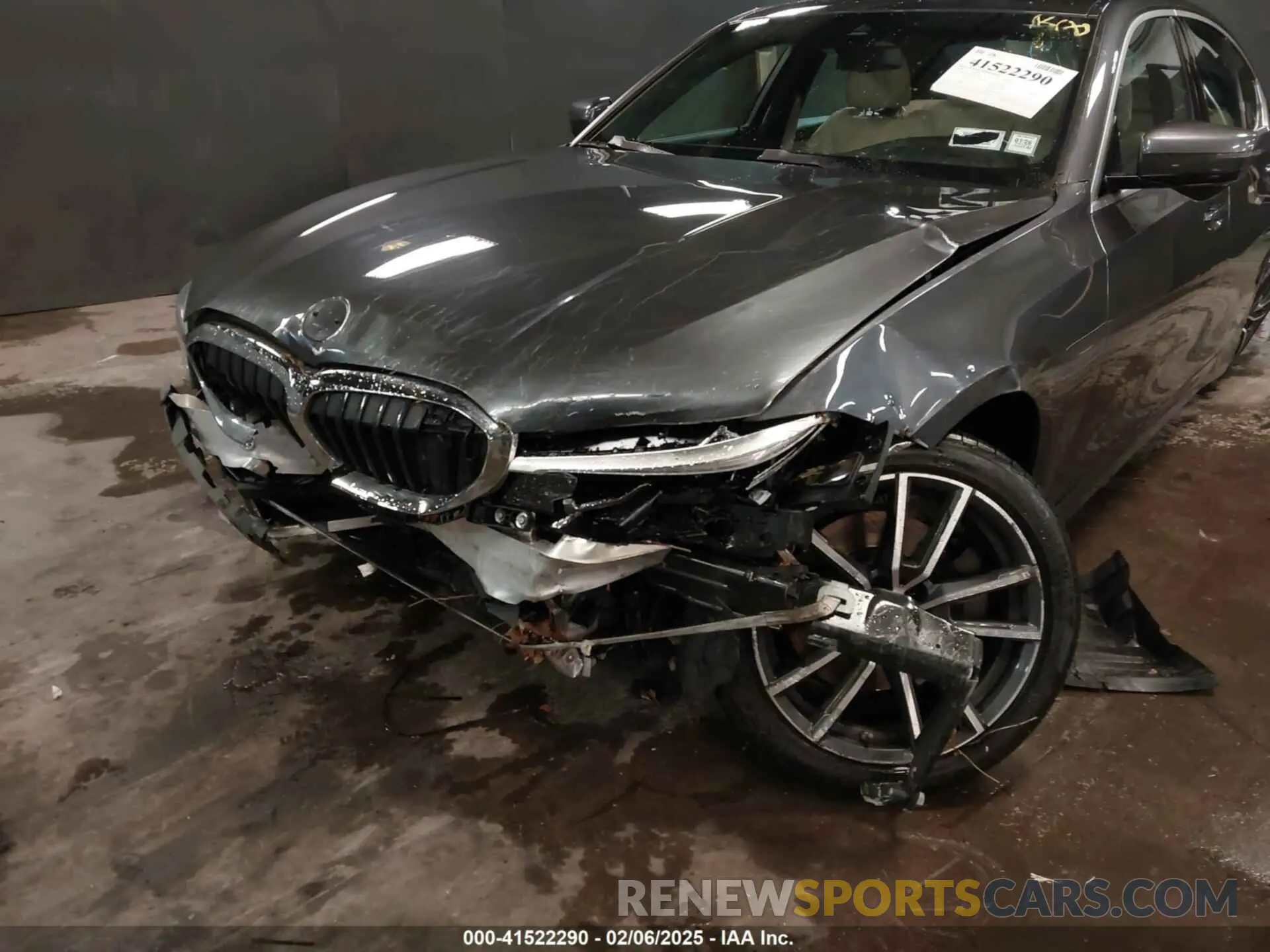 6 Photograph of a damaged car 3MW5R7J01L8B17306 BMW 330I 2020