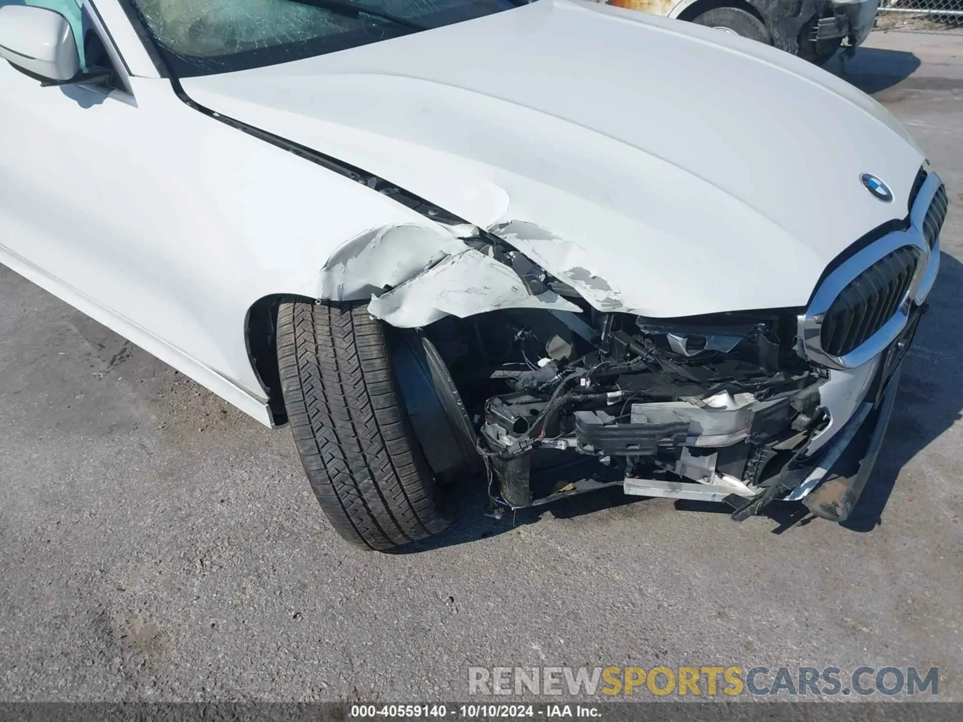 6 Photograph of a damaged car 3MW5R7J01L8B24899 BMW 330I 2020