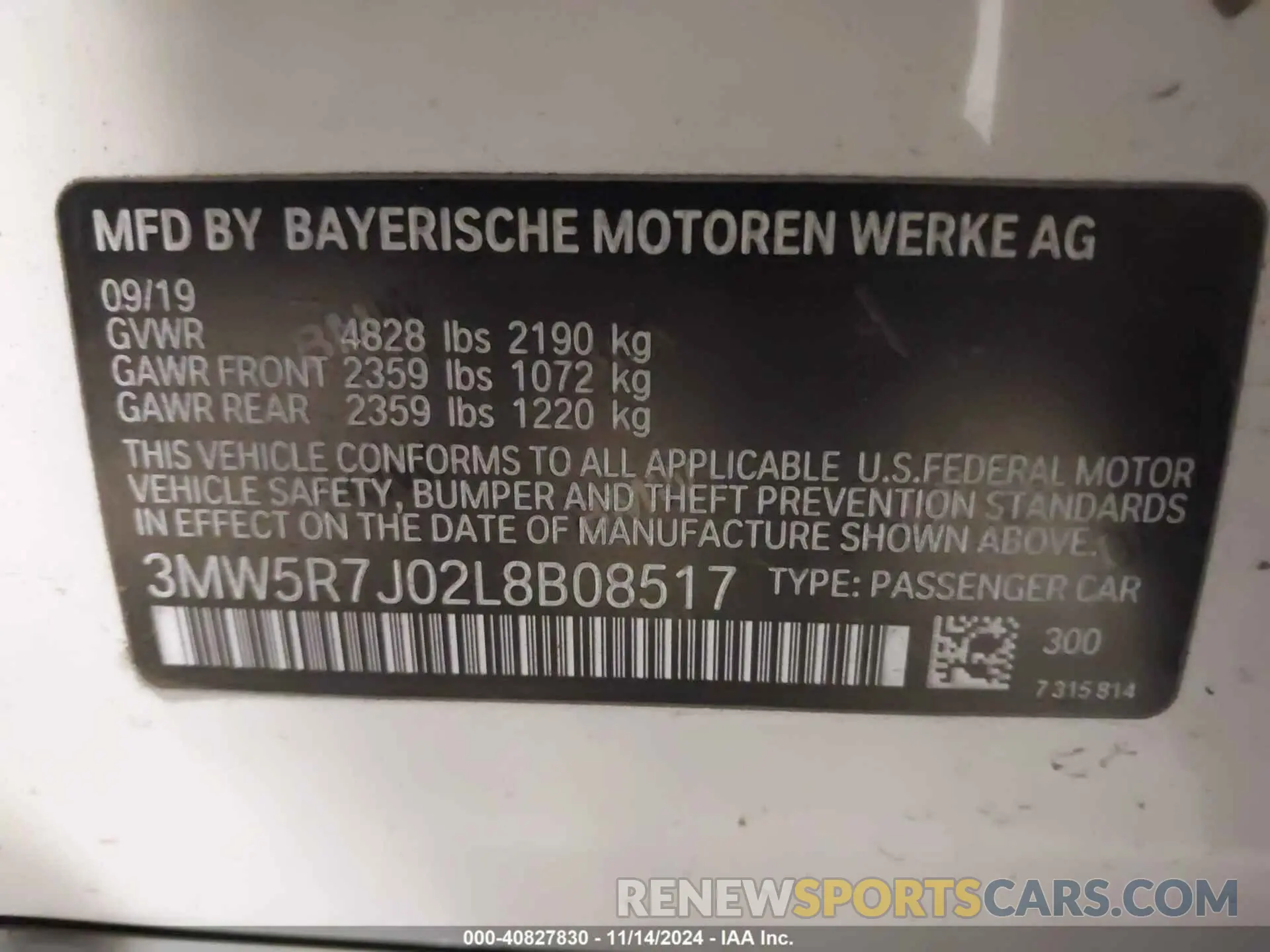 9 Photograph of a damaged car 3MW5R7J02L8B08517 BMW 330I 2020