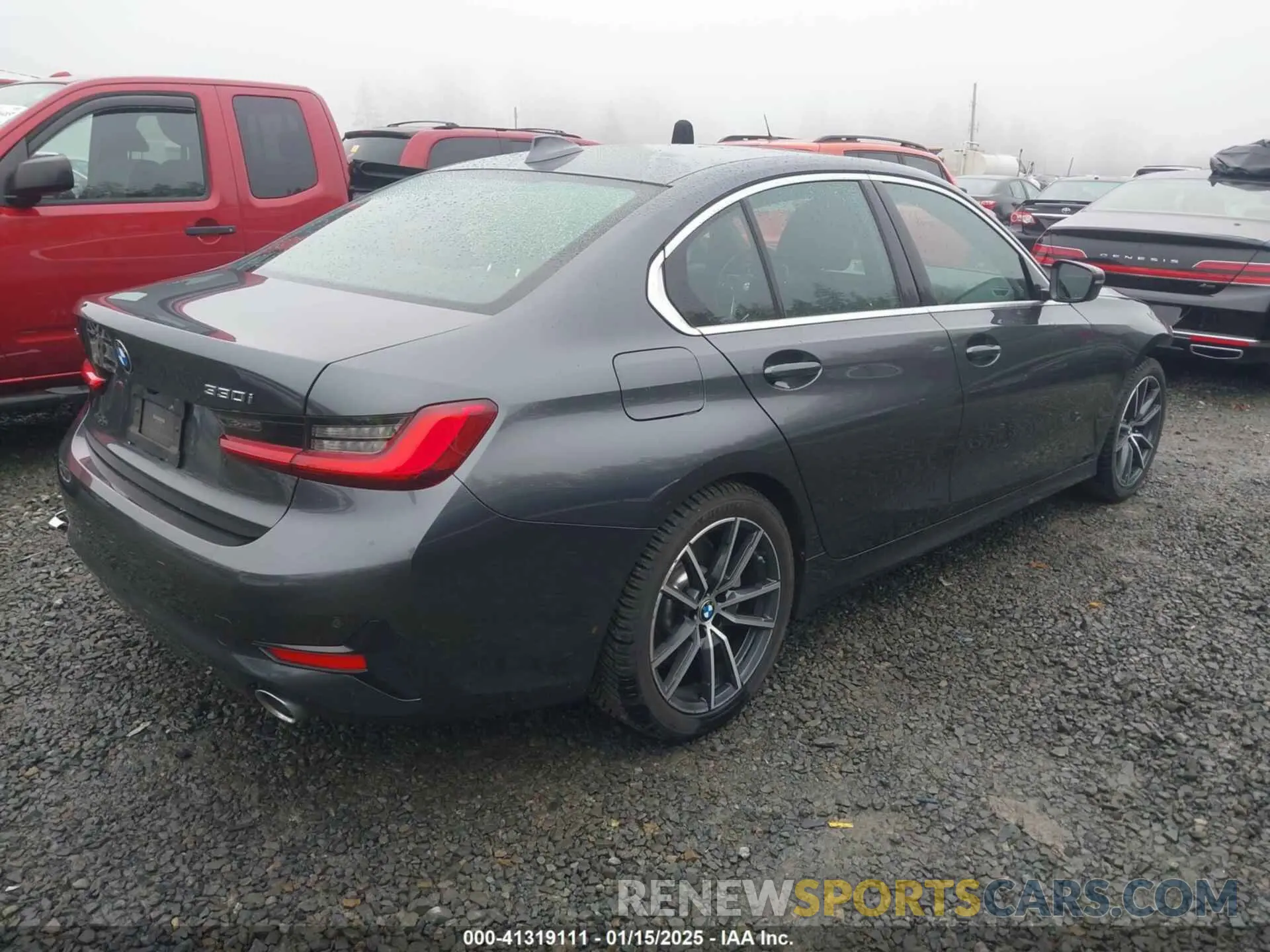 4 Photograph of a damaged car 3MW5R7J06L8B07905 BMW 330I 2020