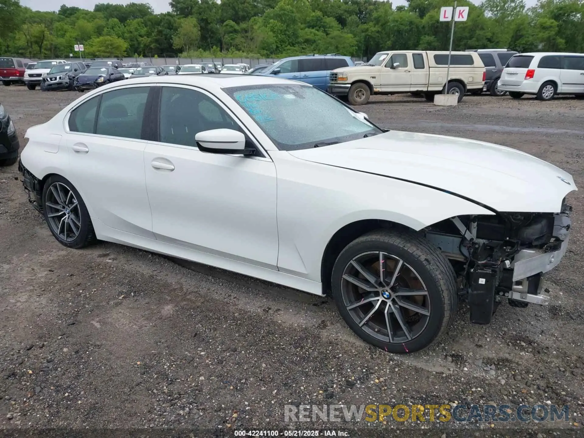1 Photograph of a damaged car 3MW5R7J06L8B08925 BMW 330I 2020