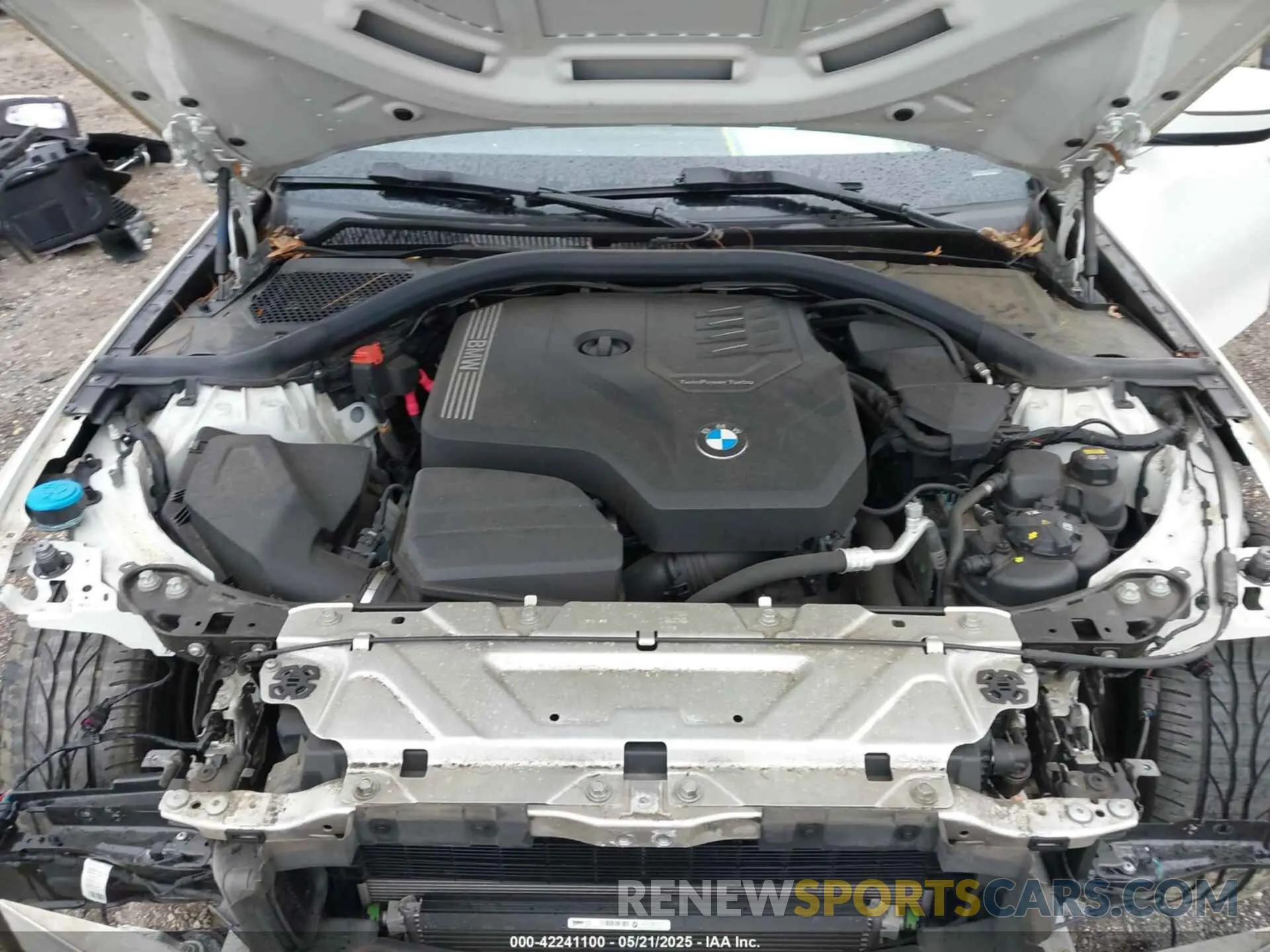 10 Photograph of a damaged car 3MW5R7J06L8B08925 BMW 330I 2020