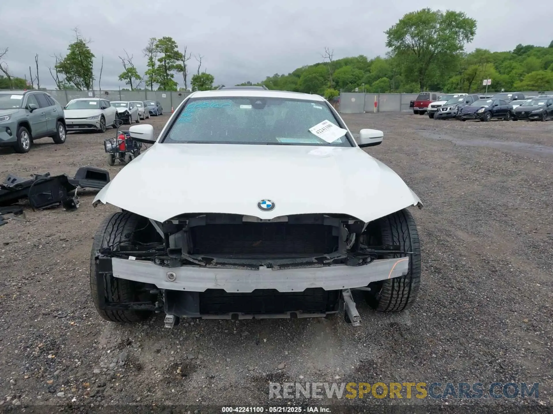 13 Photograph of a damaged car 3MW5R7J06L8B08925 BMW 330I 2020