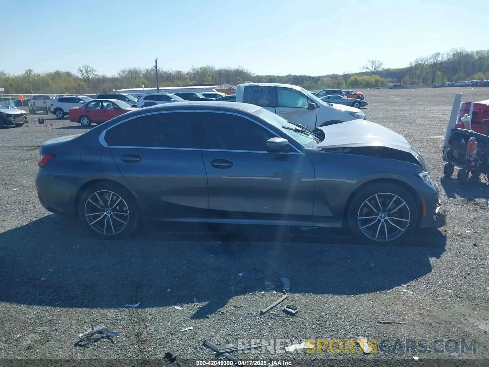 14 Photograph of a damaged car 3MW5R7J07L8B16676 BMW 330I 2020