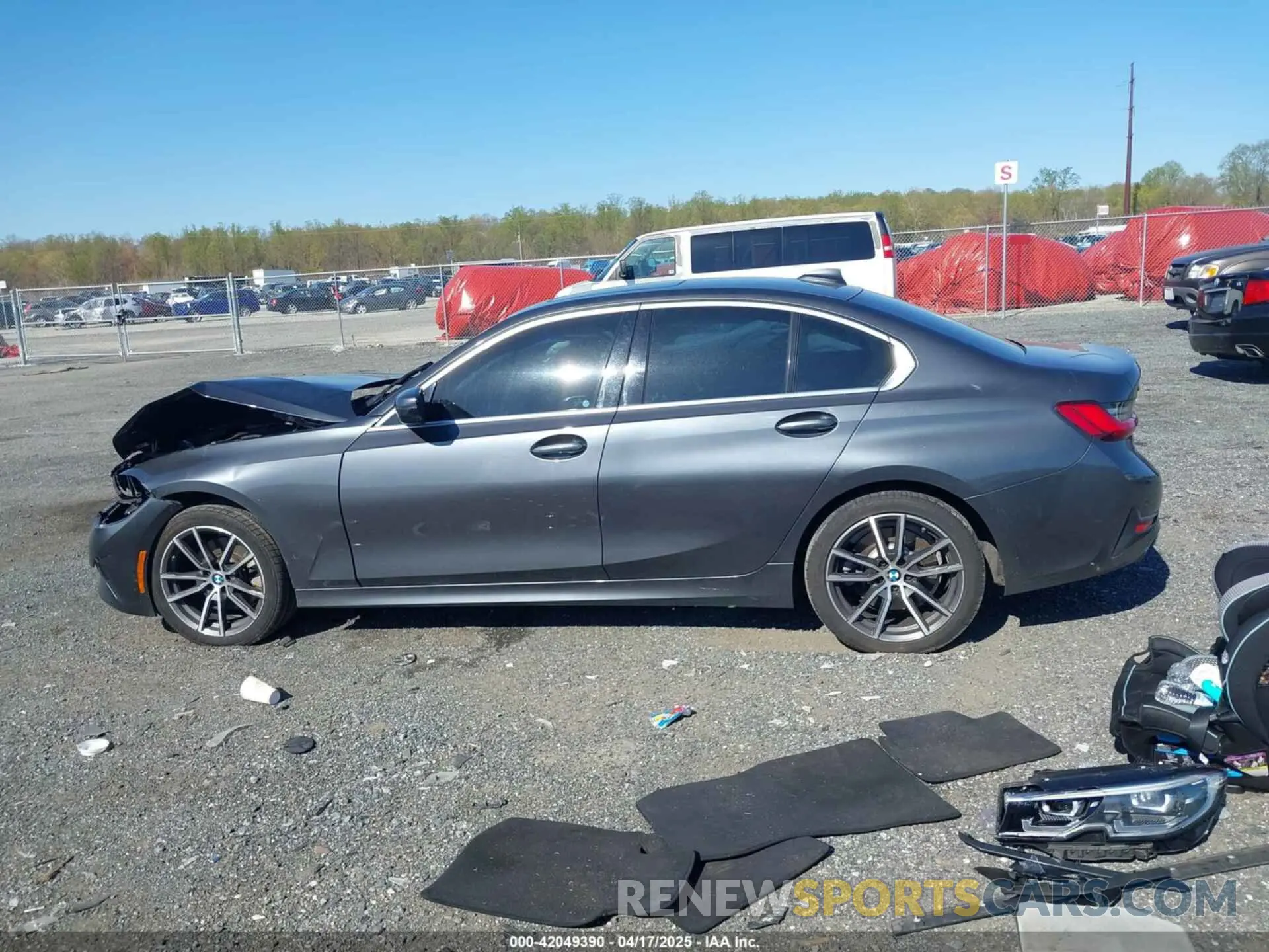 15 Photograph of a damaged car 3MW5R7J07L8B16676 BMW 330I 2020