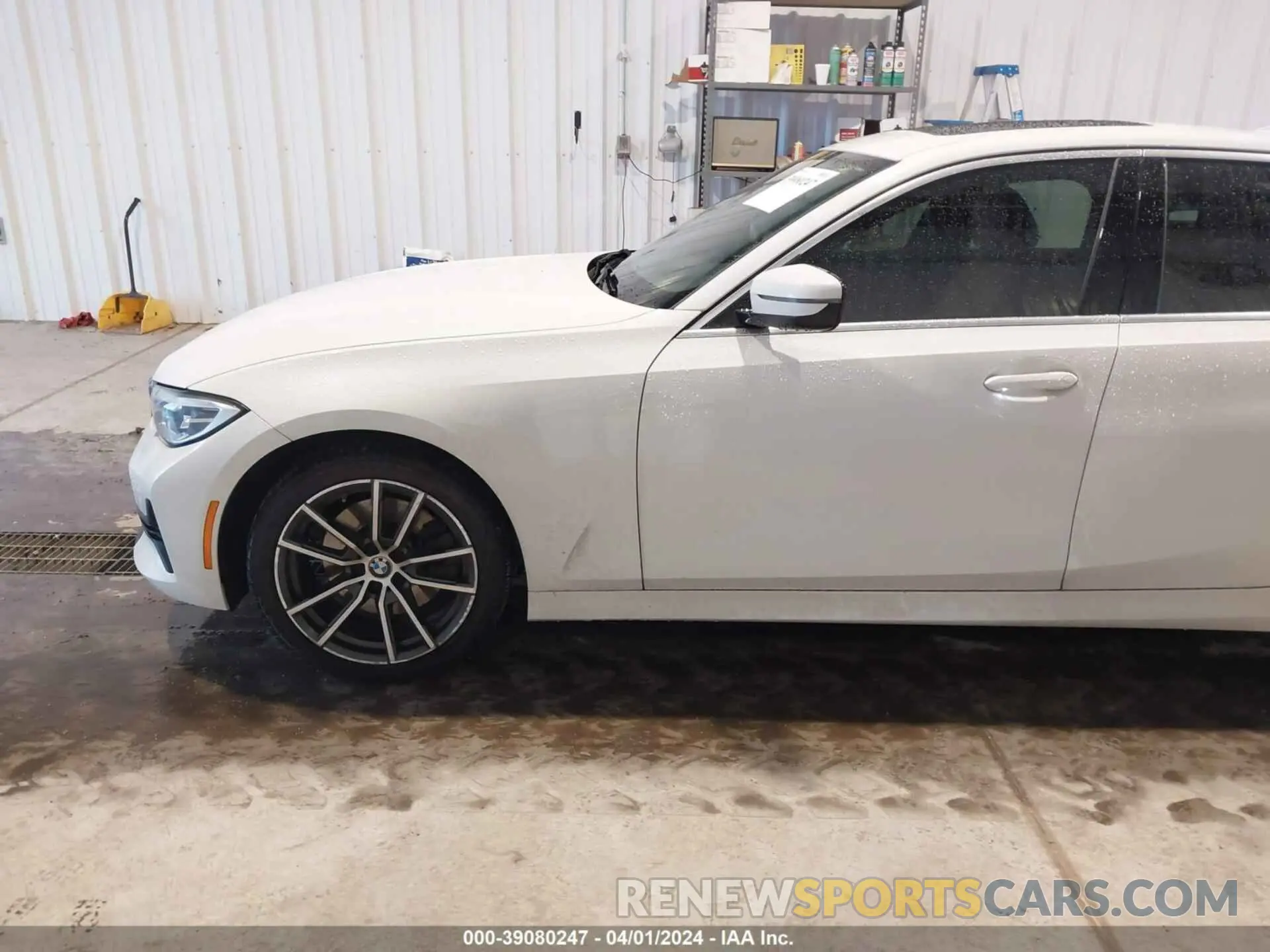 15 Photograph of a damaged car 3MW5R7J08L8B17657 BMW 330I 2020