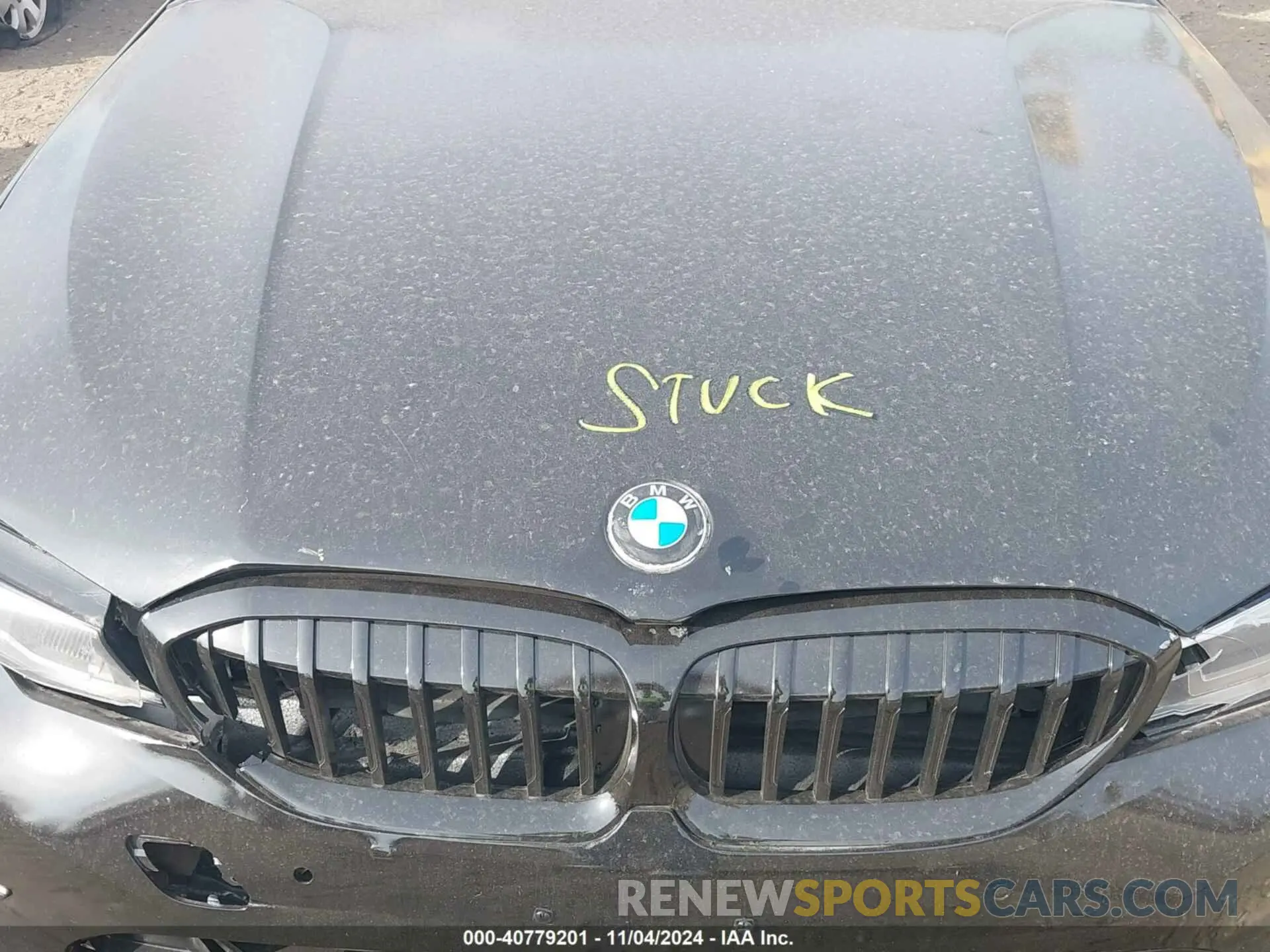 10 Photograph of a damaged car 3MW5R7J09L8B25198 BMW 330I 2020