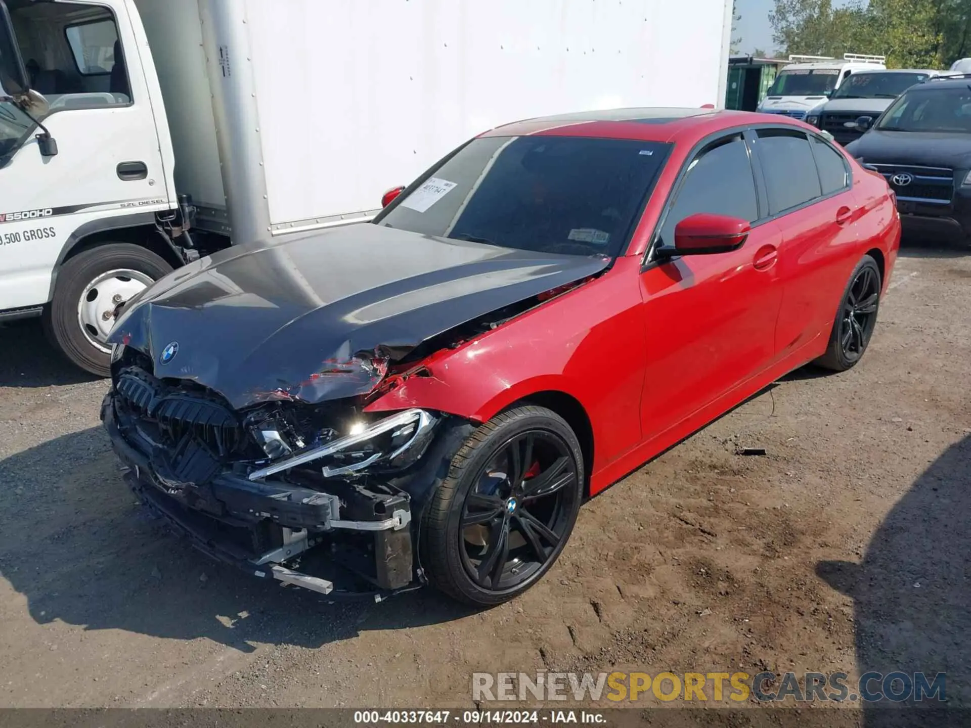 2 Photograph of a damaged car 3MW5R7J09L8B40736 BMW 330I 2020
