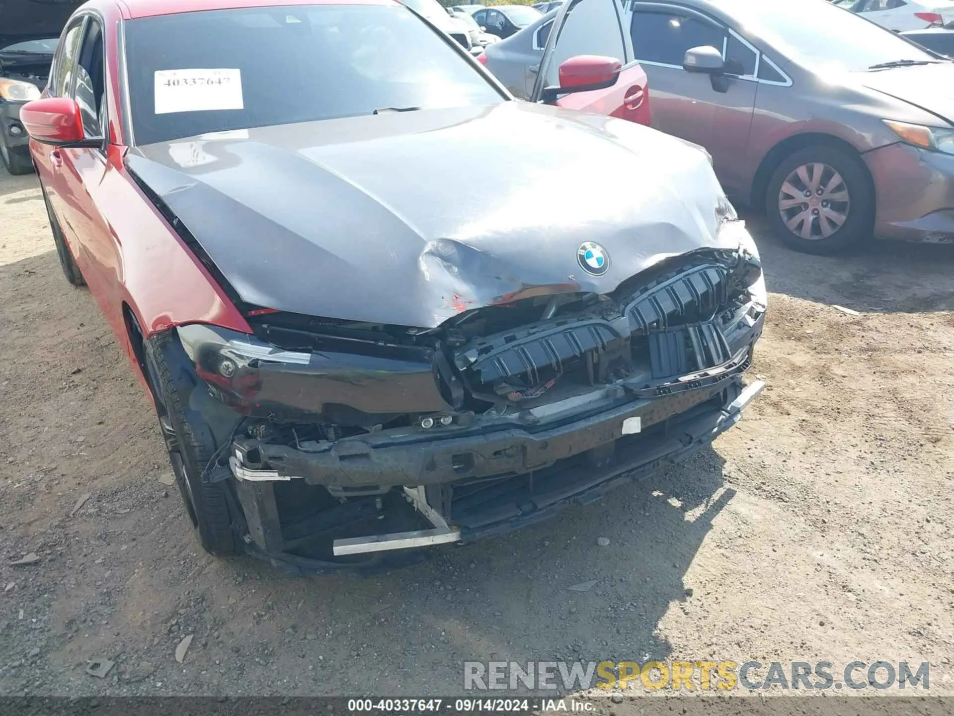 6 Photograph of a damaged car 3MW5R7J09L8B40736 BMW 330I 2020