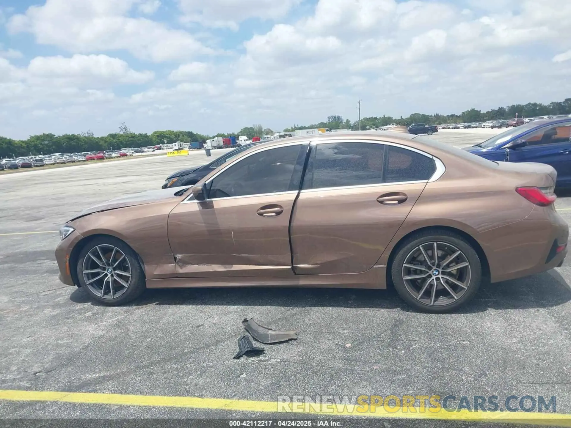14 Photograph of a damaged car WBA5R1C05LFH82648 BMW 330I 2020