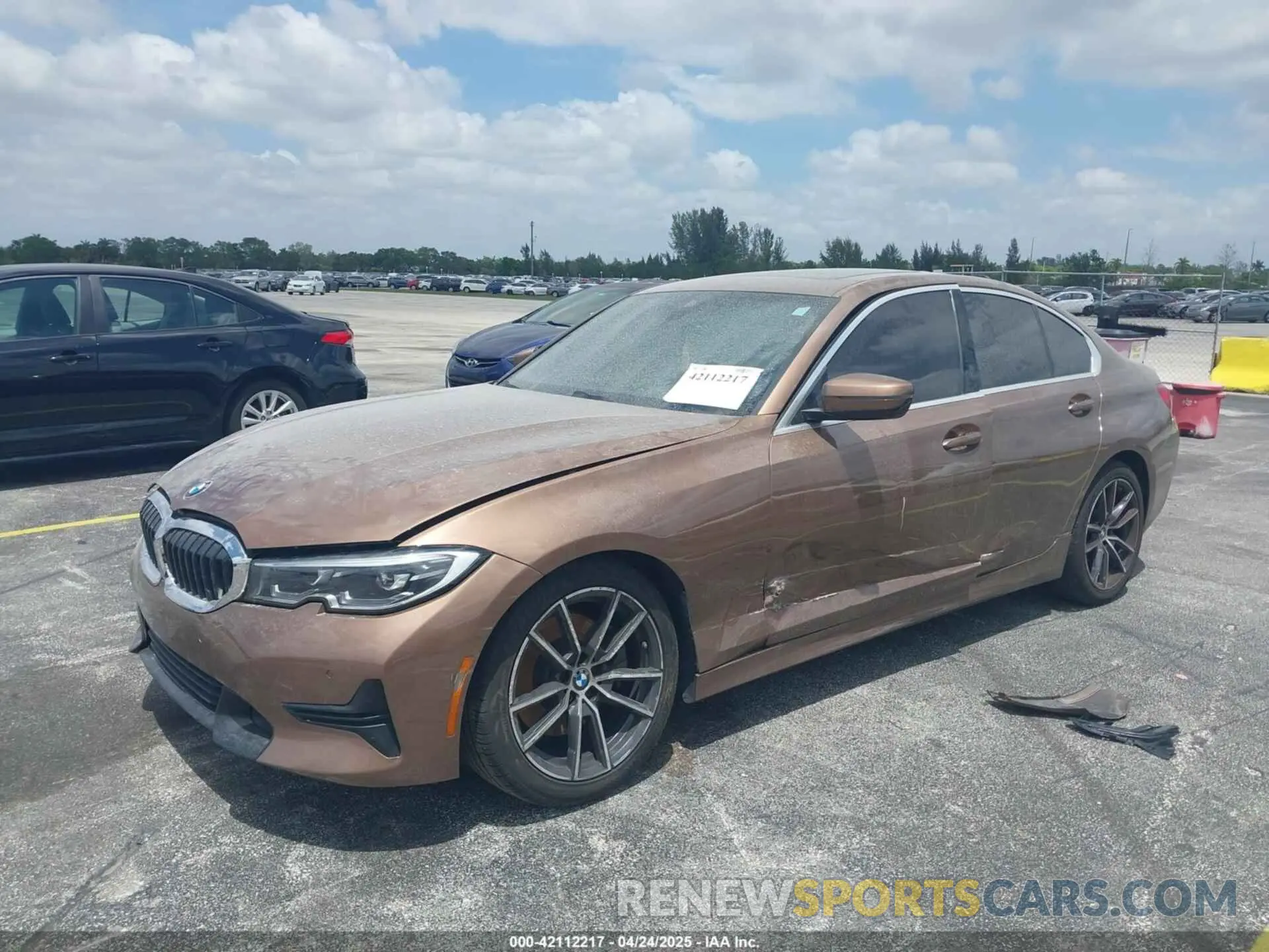 6 Photograph of a damaged car WBA5R1C05LFH82648 BMW 330I 2020