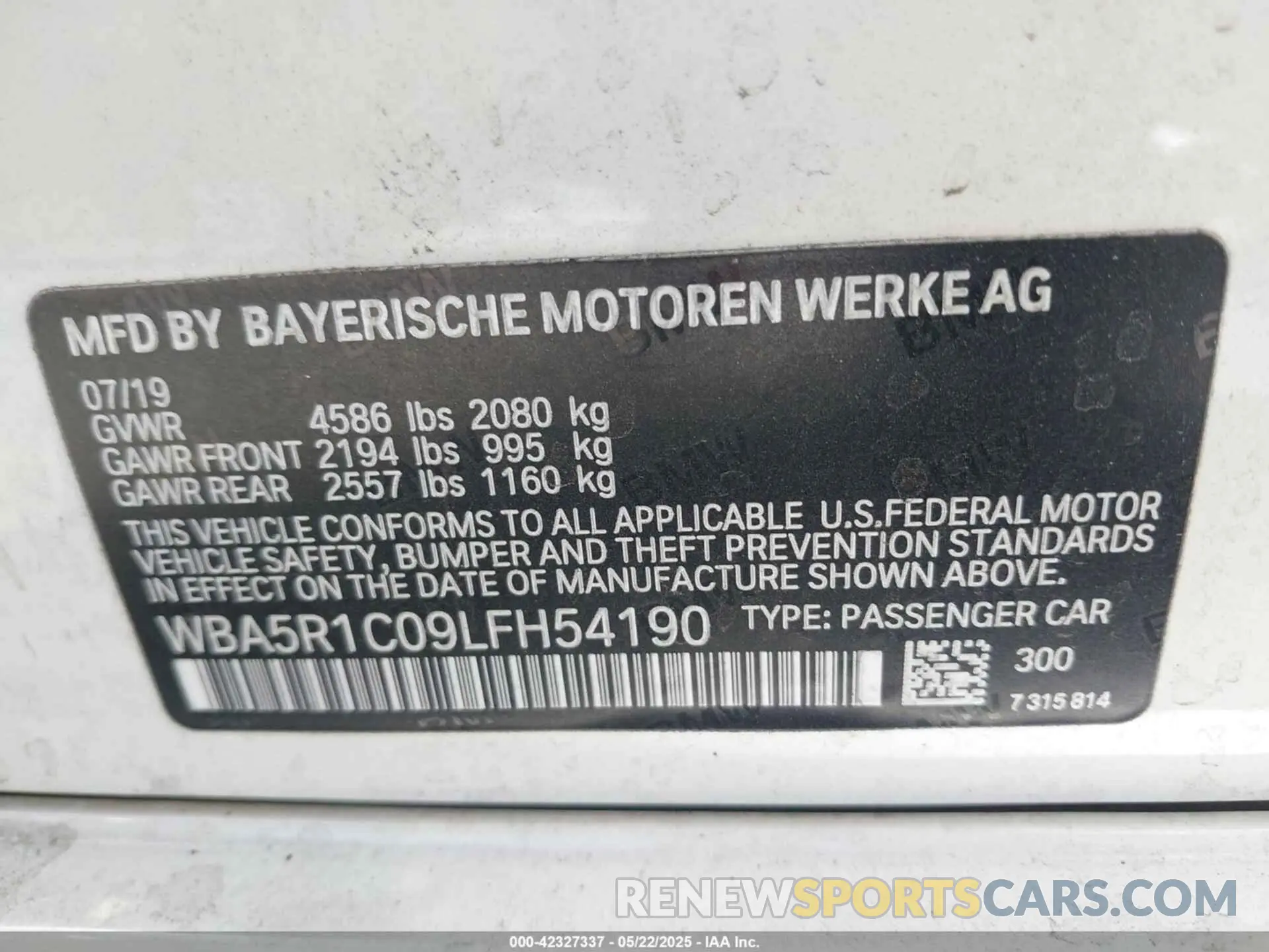 9 Photograph of a damaged car WBA5R1C09LFH54190 BMW 330I 2020
