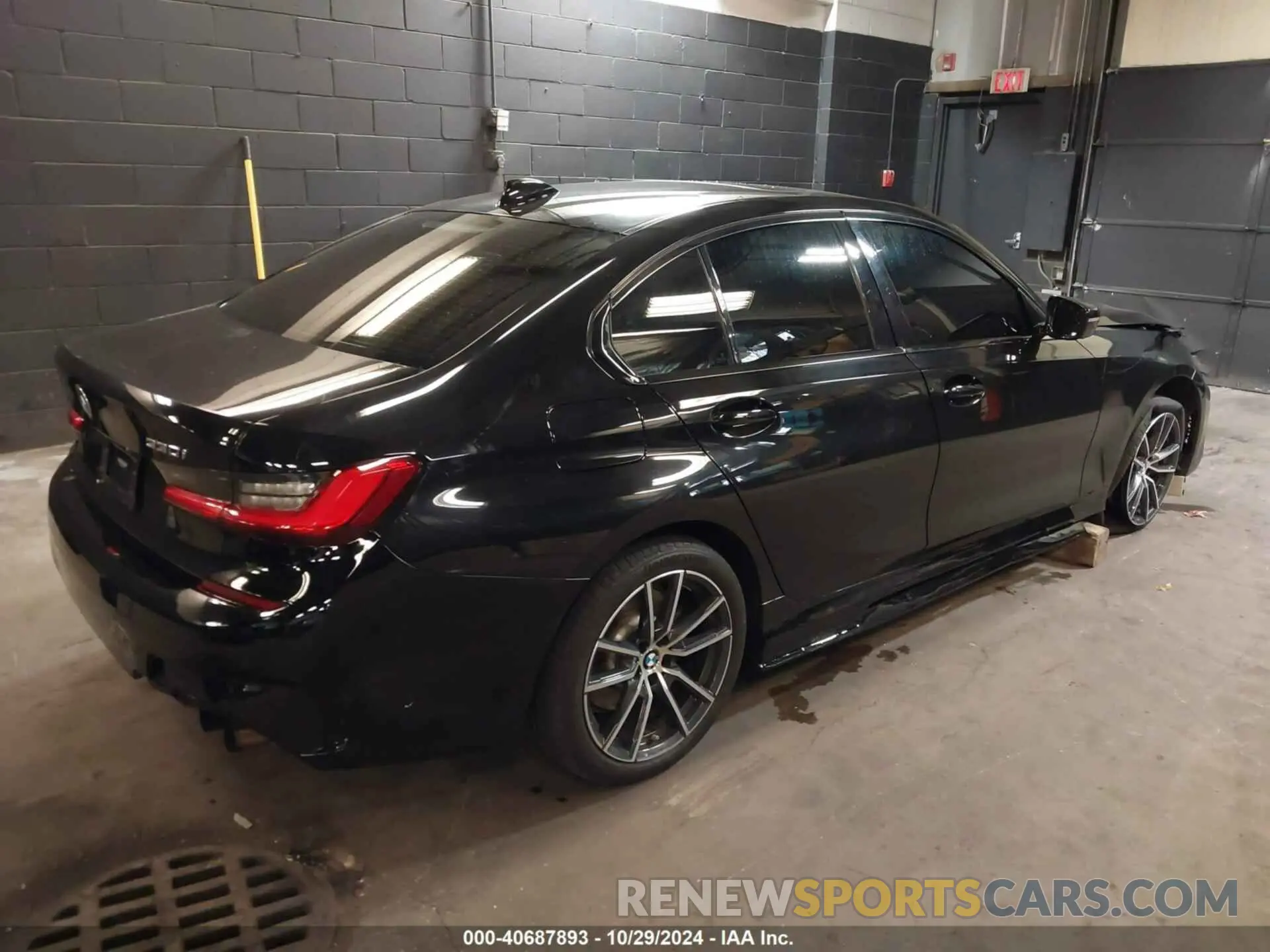 4 Photograph of a damaged car WBA5R7C05LFH42556 BMW 330I 2020
