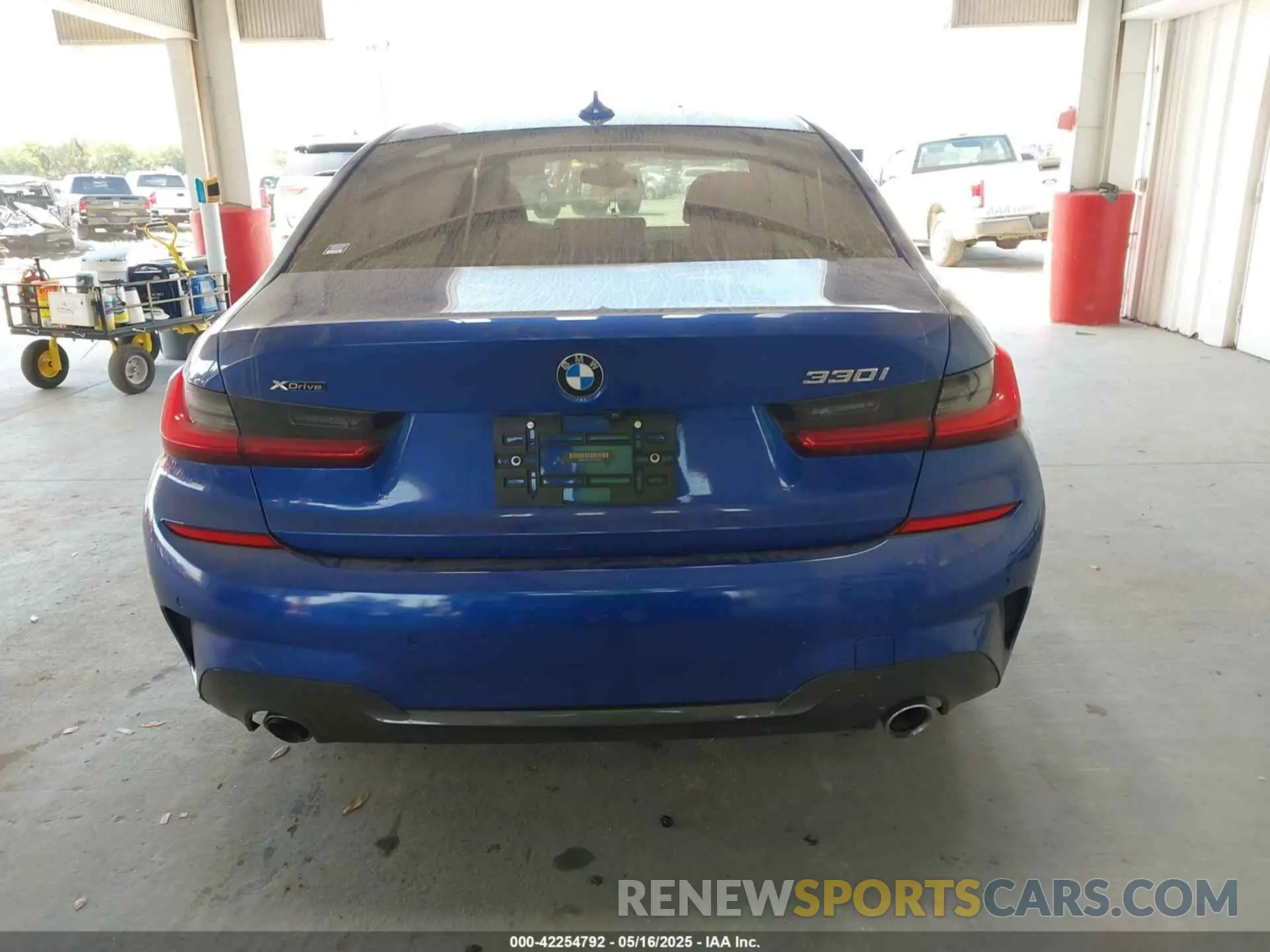 17 Photograph of a damaged car WBA5R7C07LFH41232 BMW 330I 2020