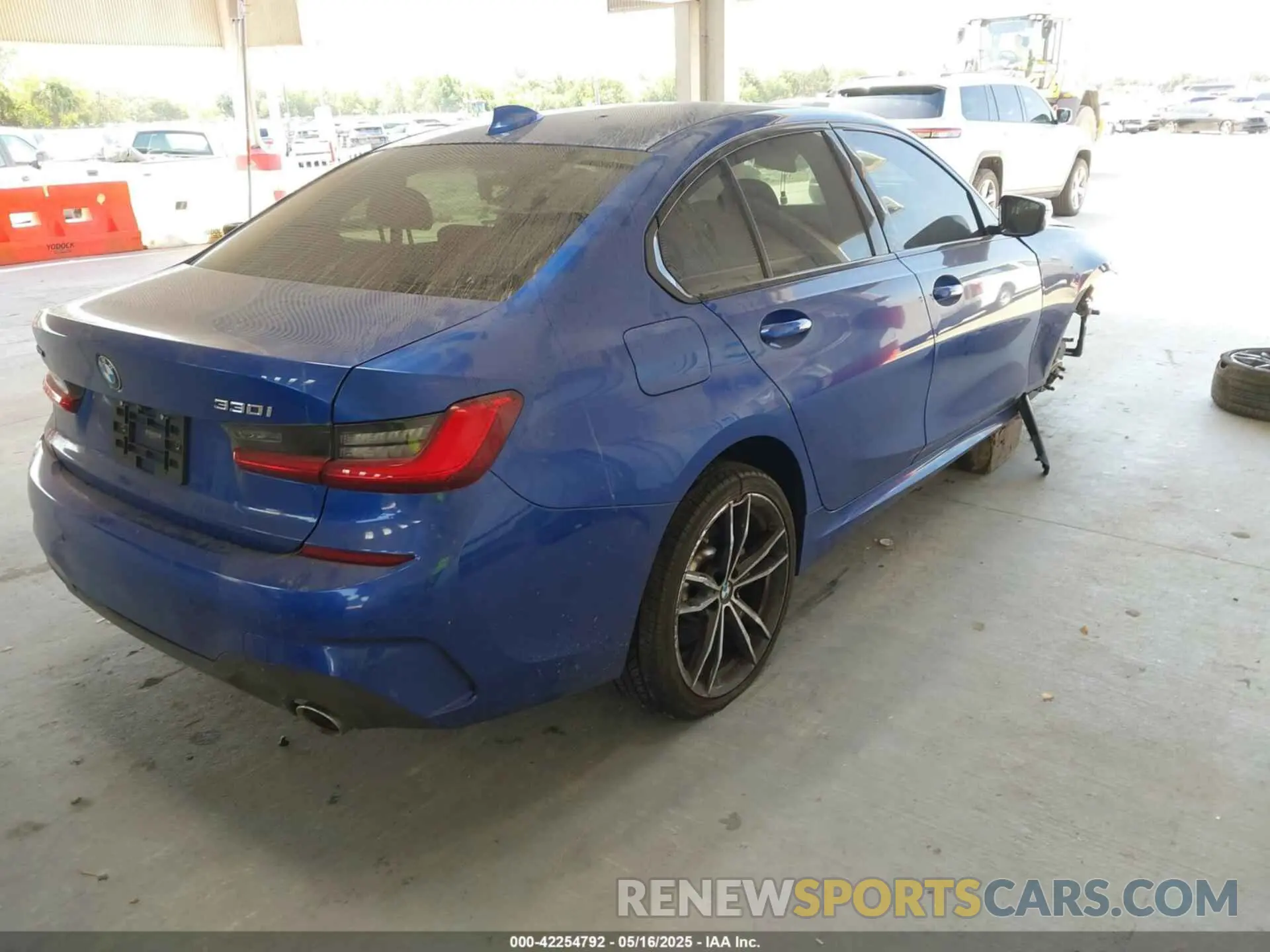 4 Photograph of a damaged car WBA5R7C07LFH41232 BMW 330I 2020