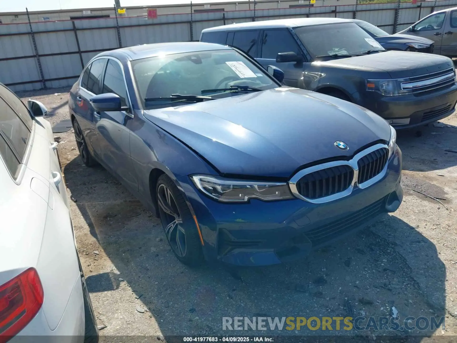 1 Photograph of a damaged car 3MW5R1J00M8C08985 BMW 330I 2021