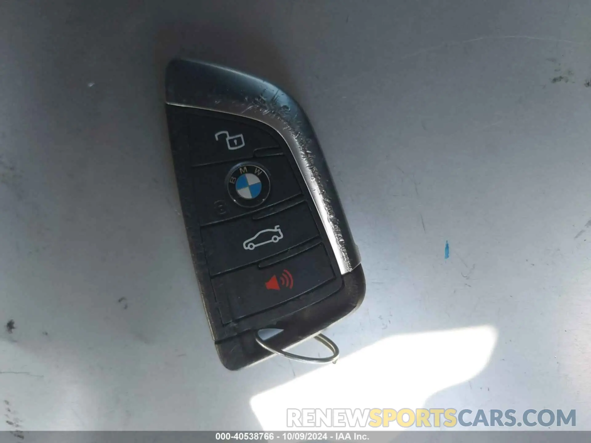 11 Photograph of a damaged car 3MW5R1J01M8B53950 BMW 330I 2021