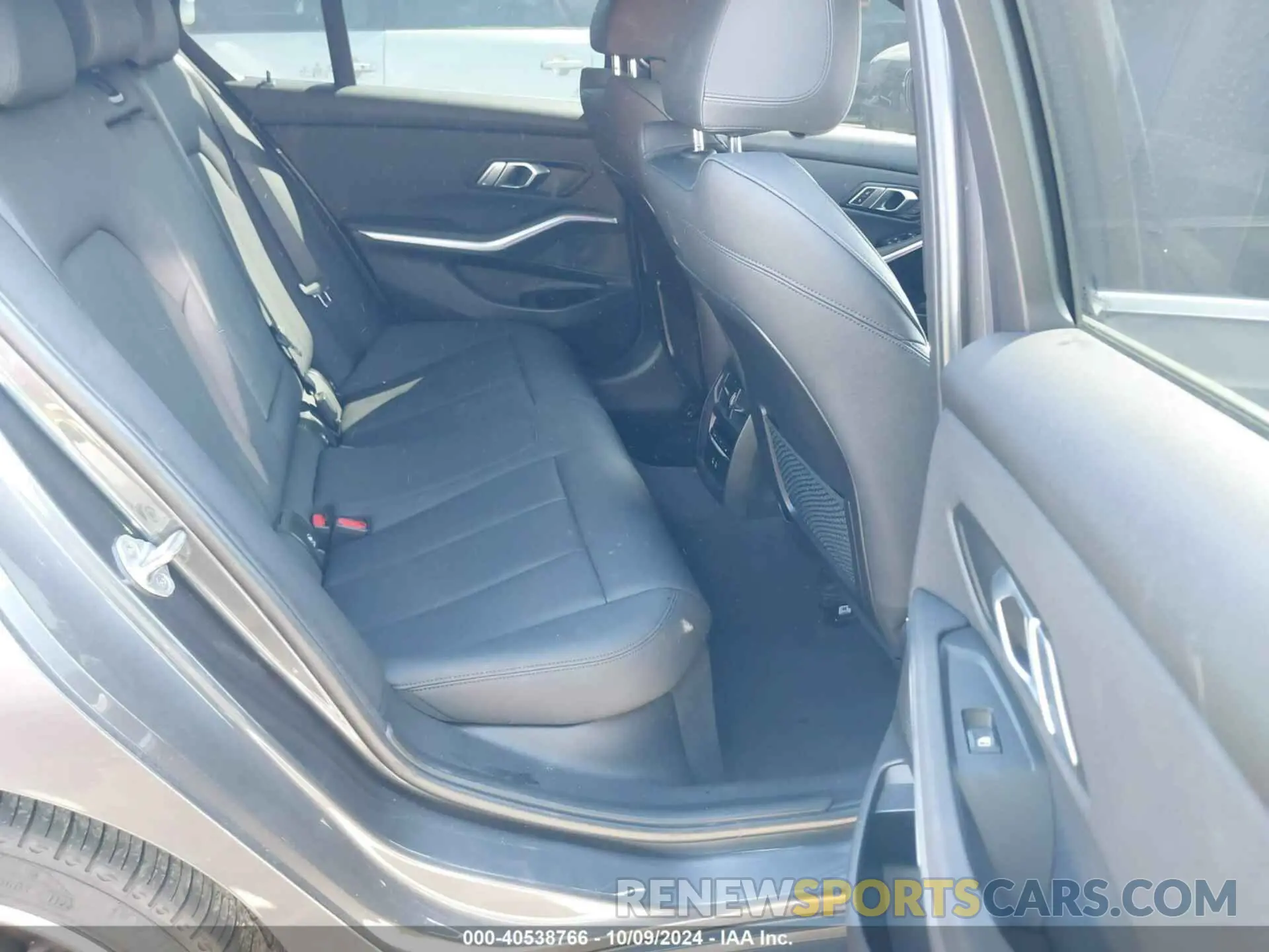 8 Photograph of a damaged car 3MW5R1J01M8B53950 BMW 330I 2021