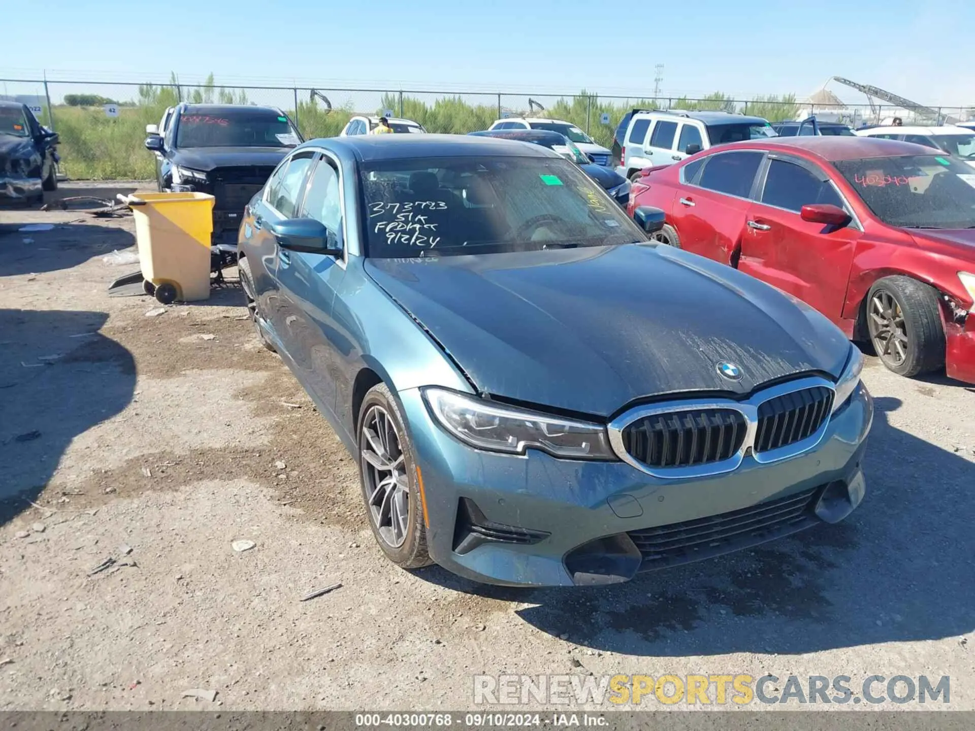 1 Photograph of a damaged car 3MW5R1J01M8B73194 BMW 330I 2021