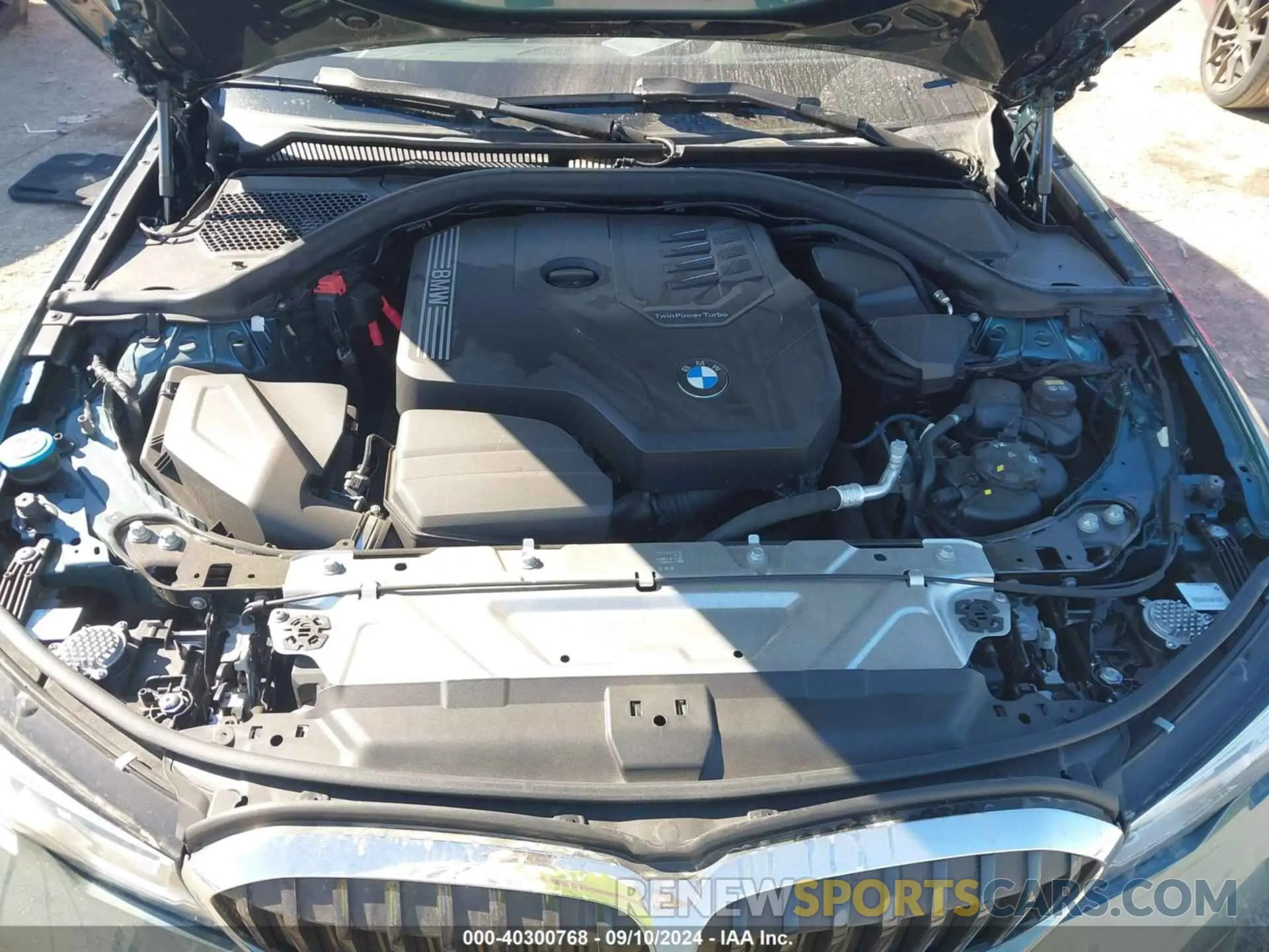 10 Photograph of a damaged car 3MW5R1J01M8B73194 BMW 330I 2021