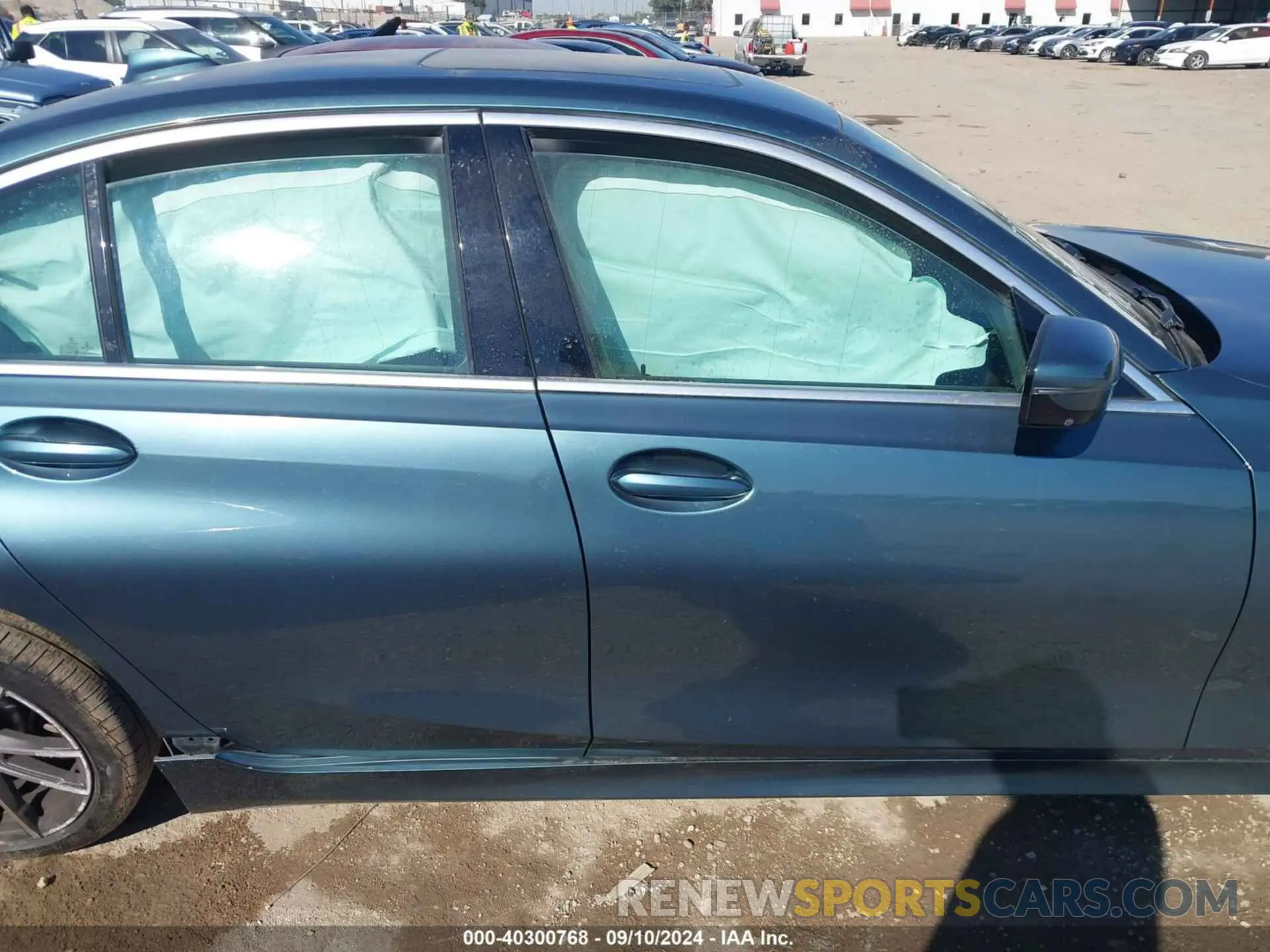 13 Photograph of a damaged car 3MW5R1J01M8B73194 BMW 330I 2021