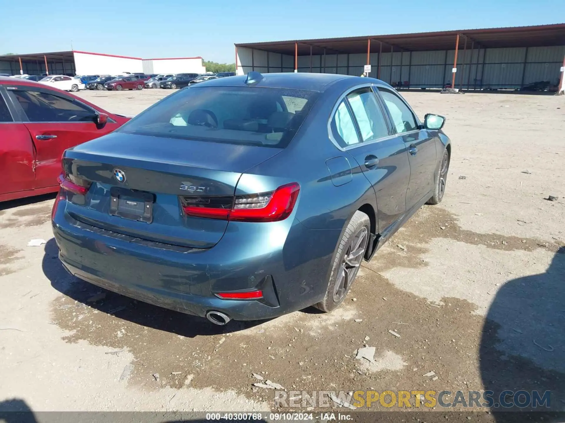 4 Photograph of a damaged car 3MW5R1J01M8B73194 BMW 330I 2021