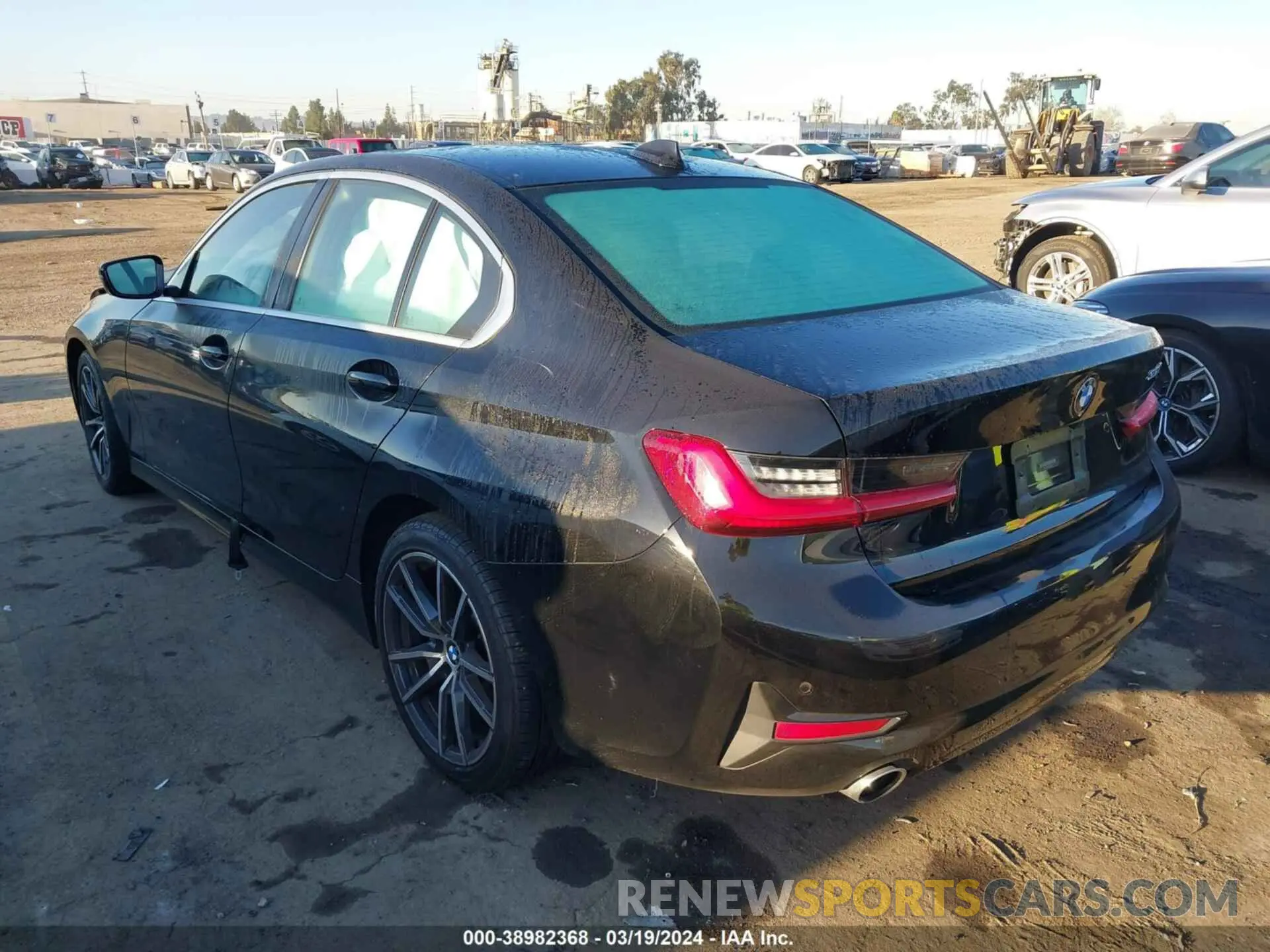 3 Photograph of a damaged car 3MW5R1J01M8B98645 BMW 330I 2021
