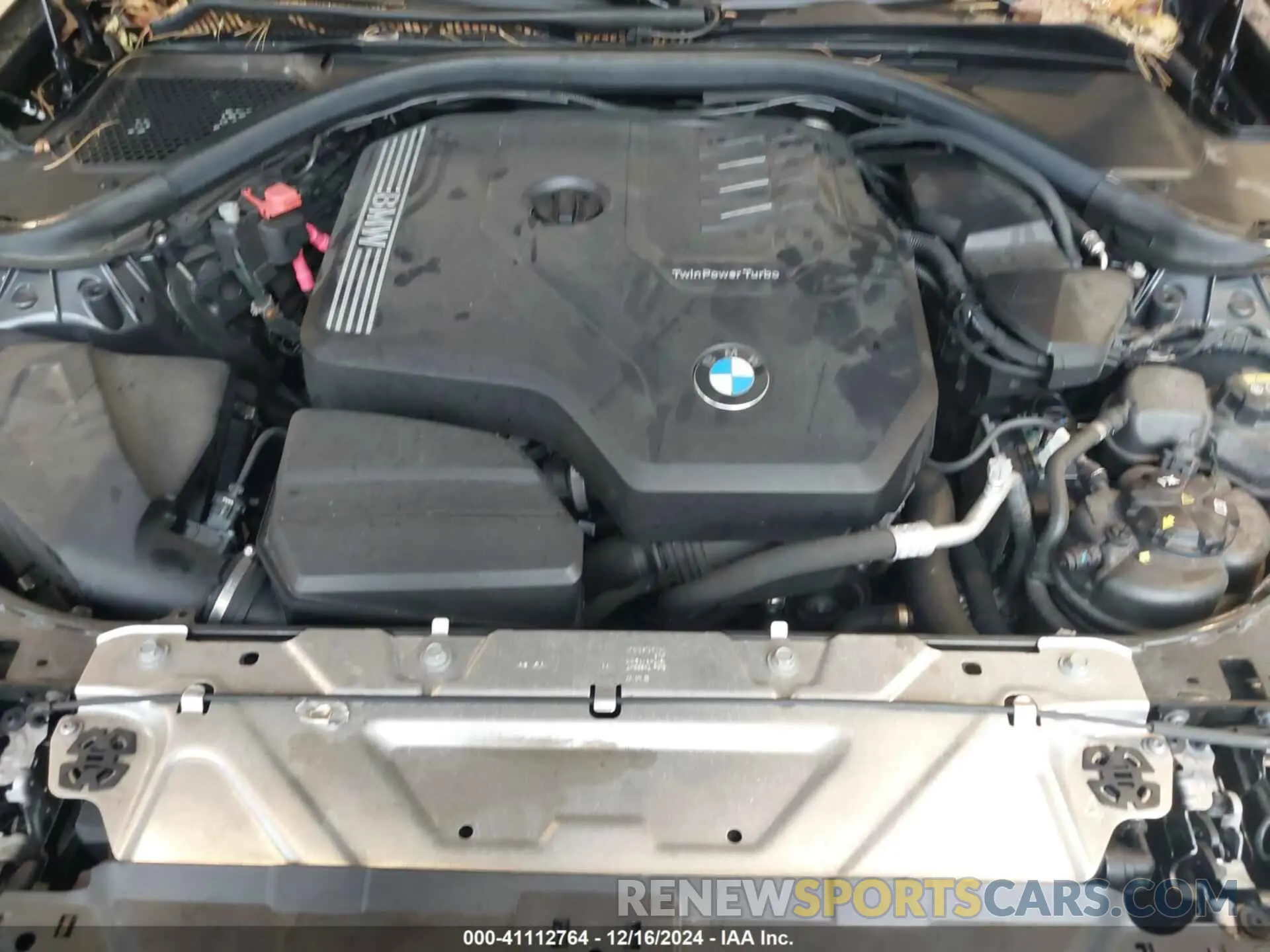 10 Photograph of a damaged car 3MW5R1J01M8C07439 BMW 330I 2021