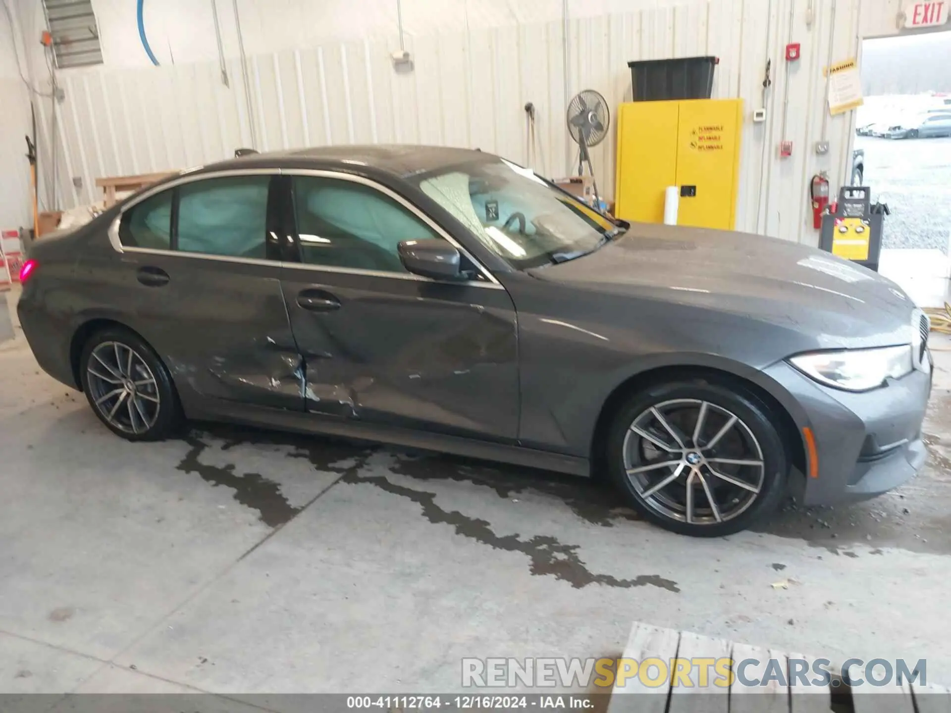 13 Photograph of a damaged car 3MW5R1J01M8C07439 BMW 330I 2021