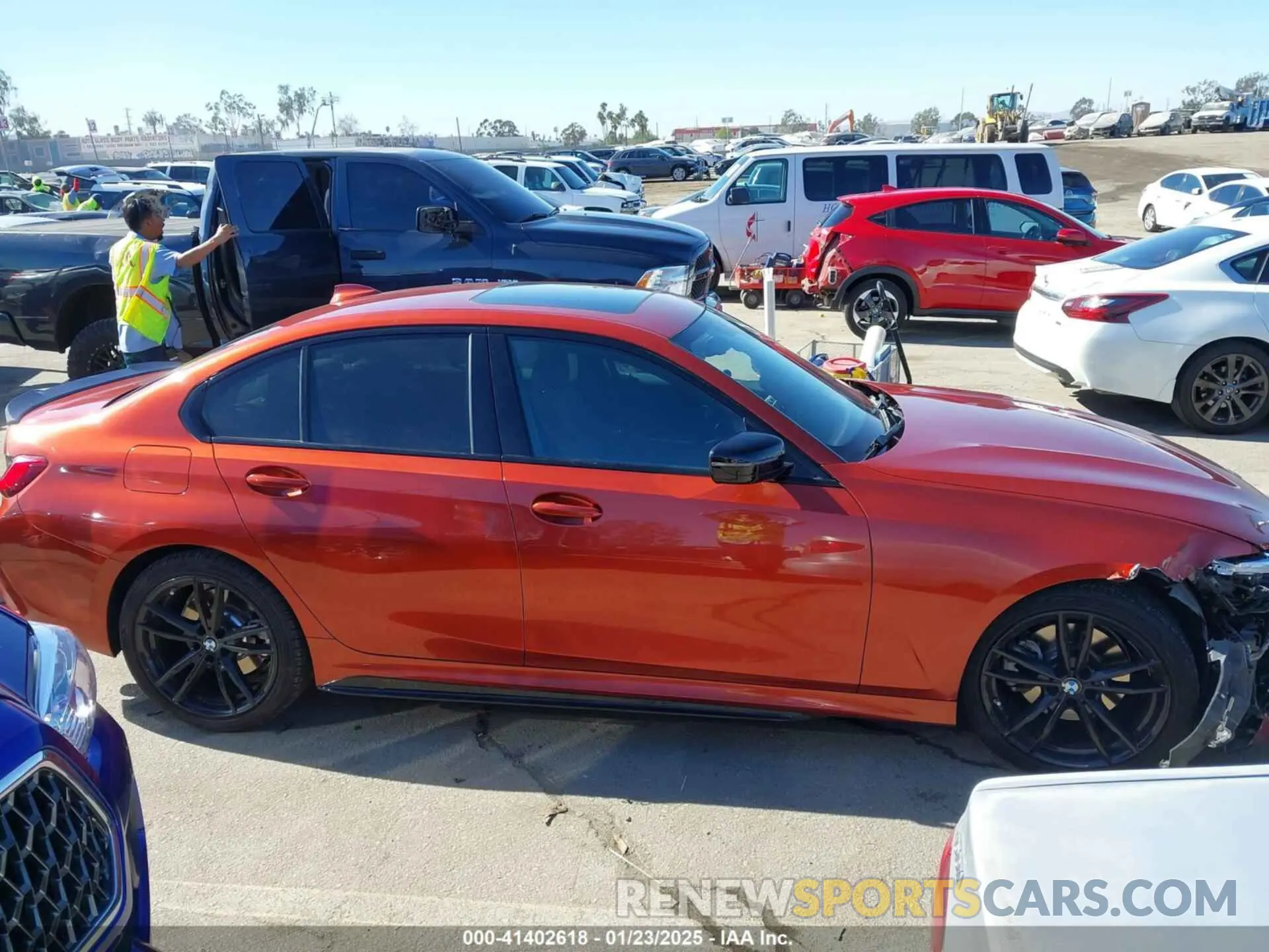 13 Photograph of a damaged car 3MW5R1J02M8B72376 BMW 330I 2021