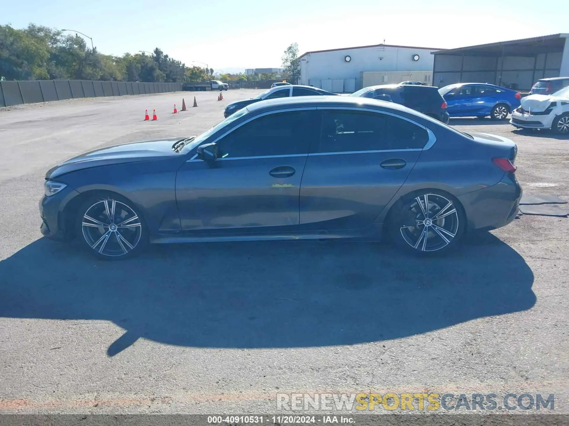 14 Photograph of a damaged car 3MW5R1J02M8B88996 BMW 330I 2021