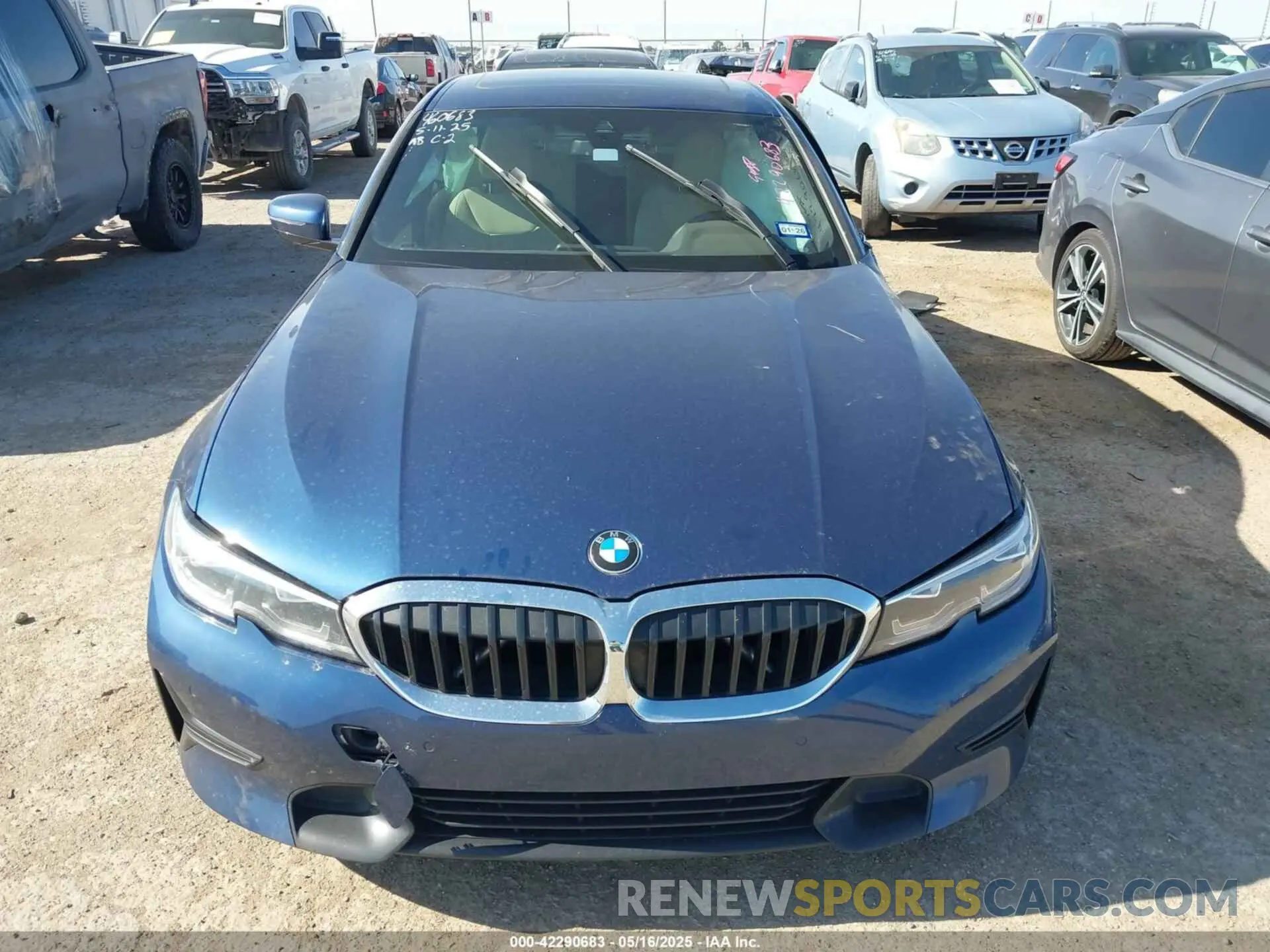 12 Photograph of a damaged car 3MW5R1J03M8B71429 BMW 330I 2021