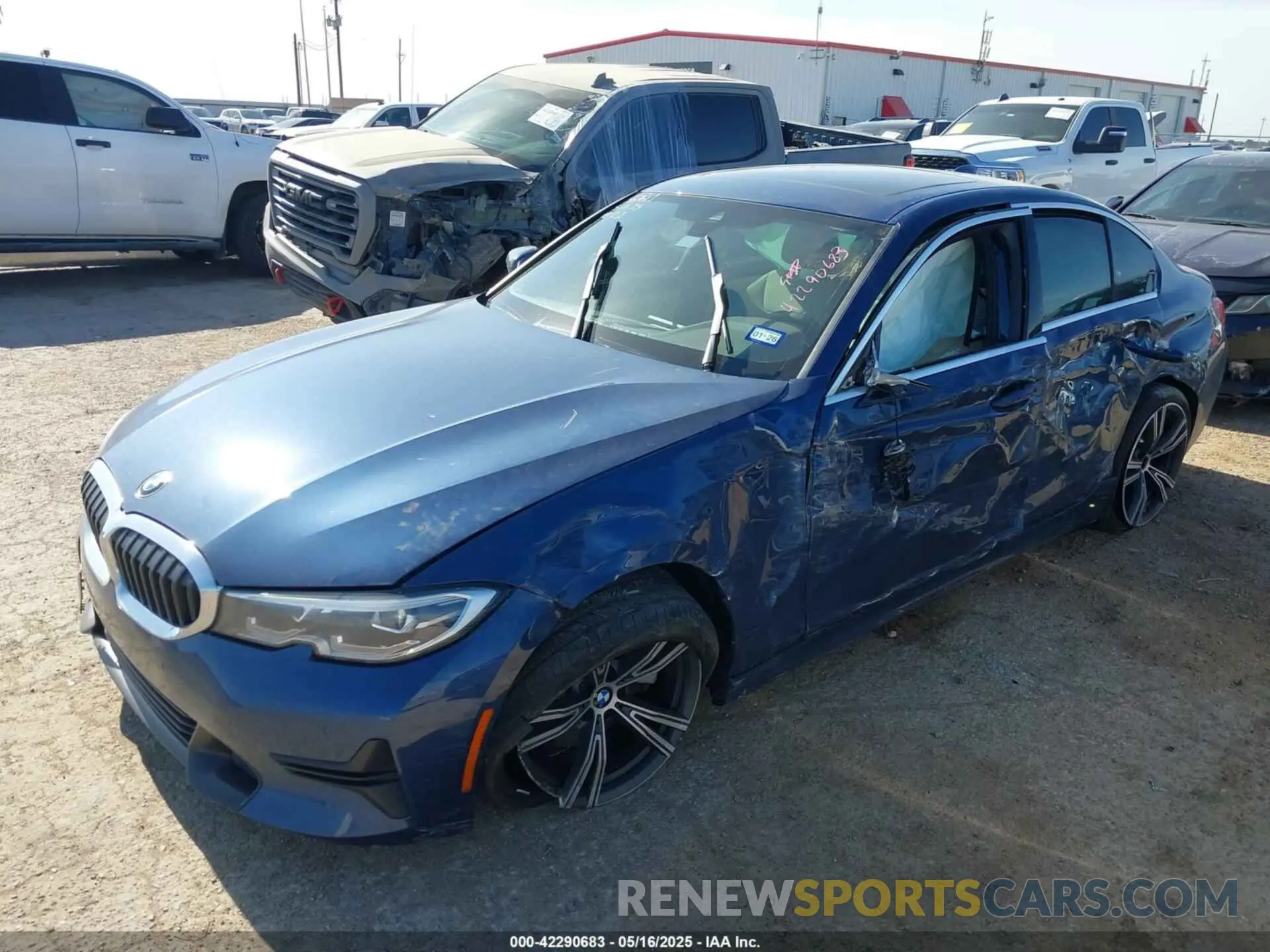 2 Photograph of a damaged car 3MW5R1J03M8B71429 BMW 330I 2021