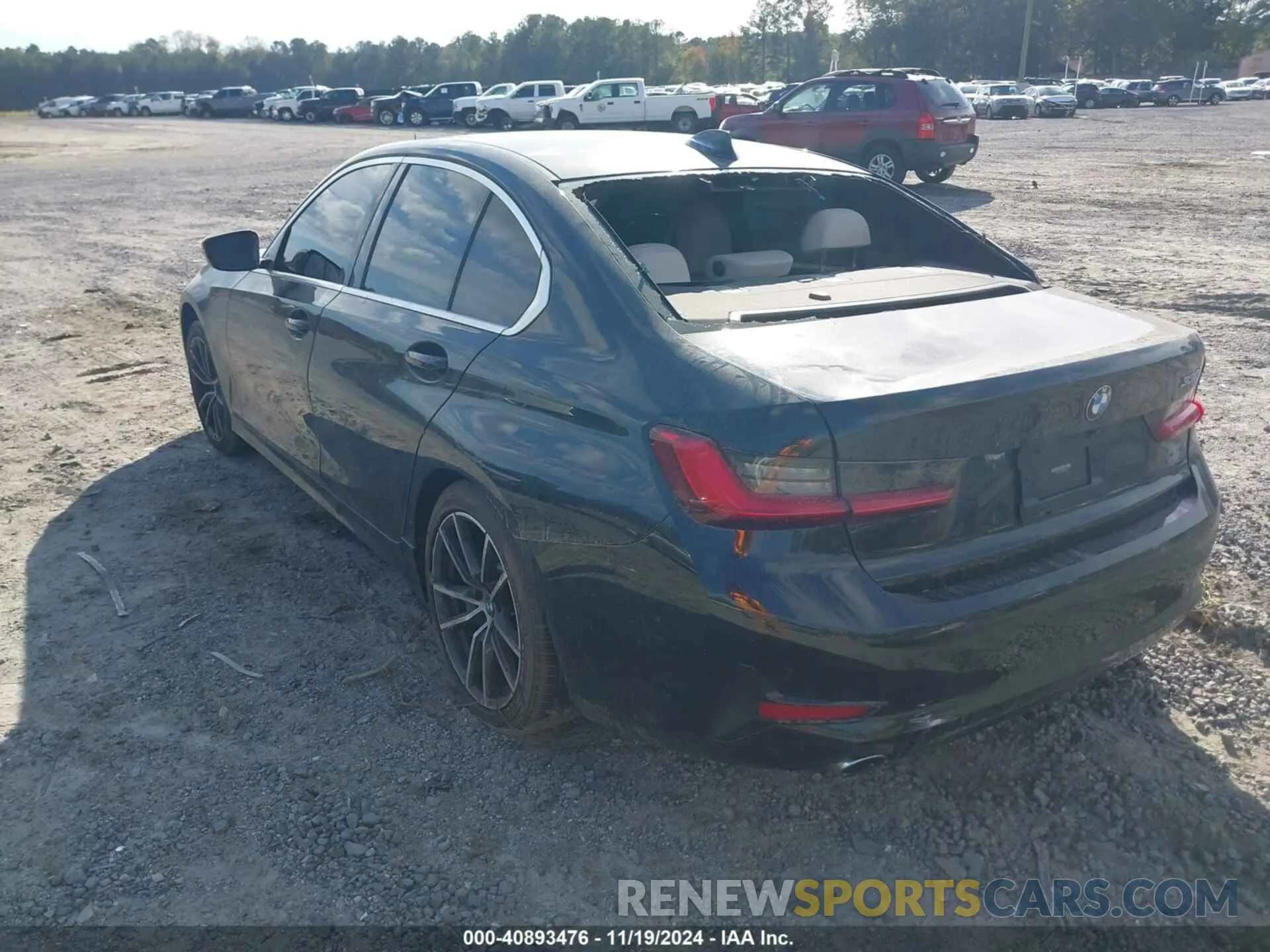 3 Photograph of a damaged car 3MW5R1J03M8B88196 BMW 330I 2021