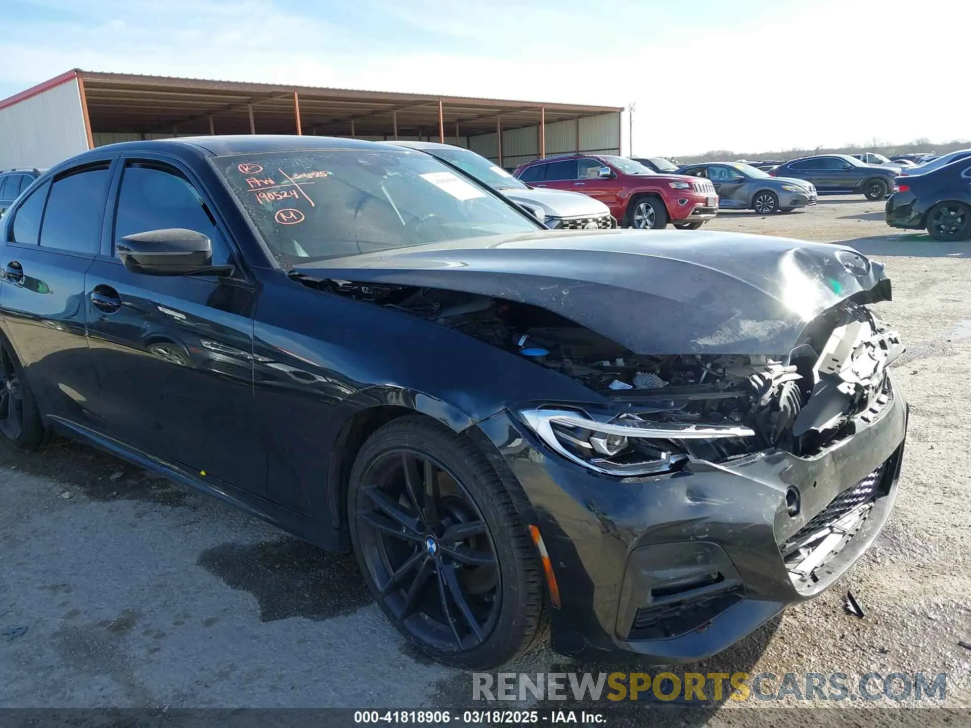6 Photograph of a damaged car 3MW5R1J05M8B84800 BMW 330I 2021