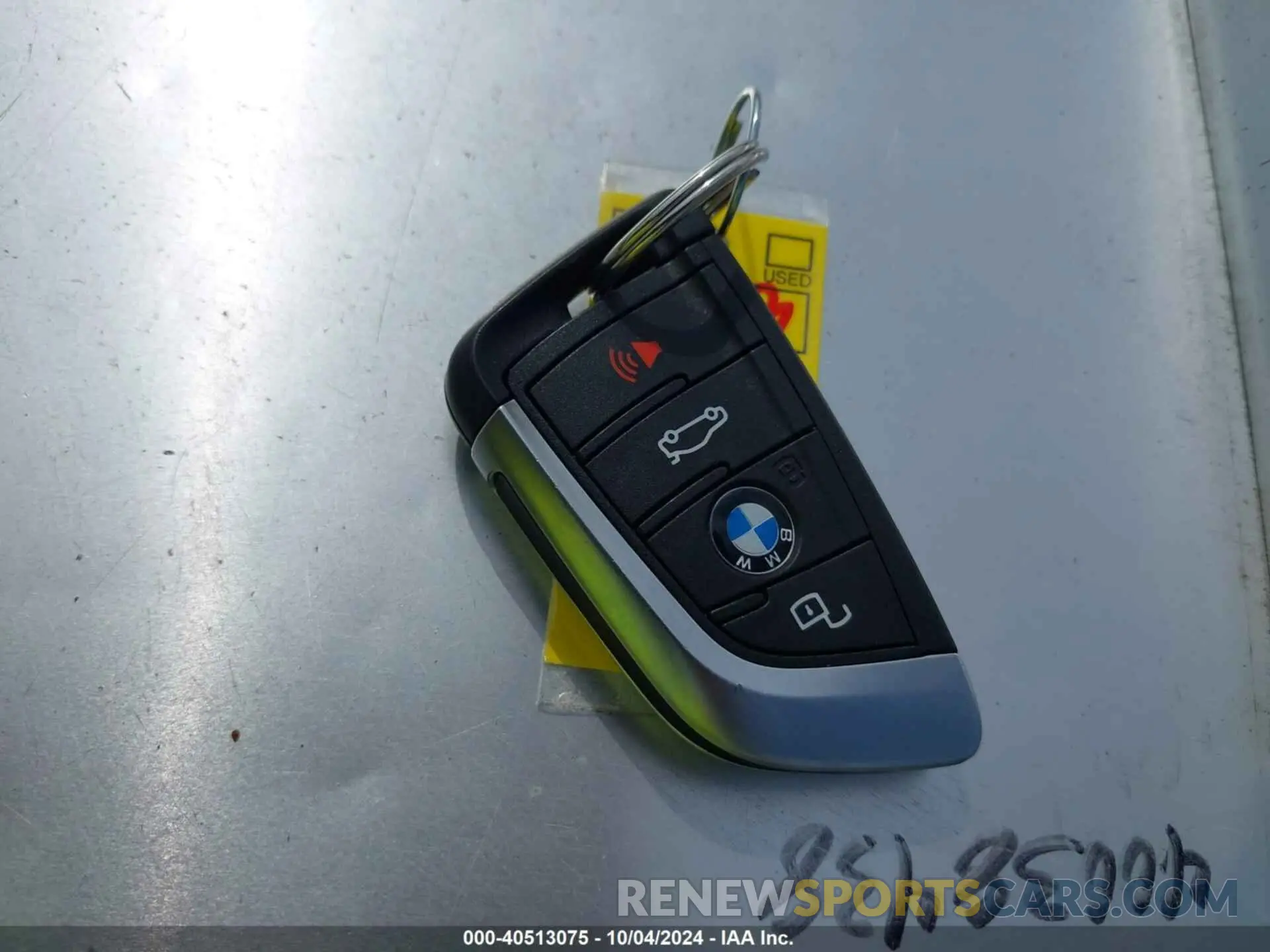 11 Photograph of a damaged car 3MW5R1J07M8B67075 BMW 330I 2021