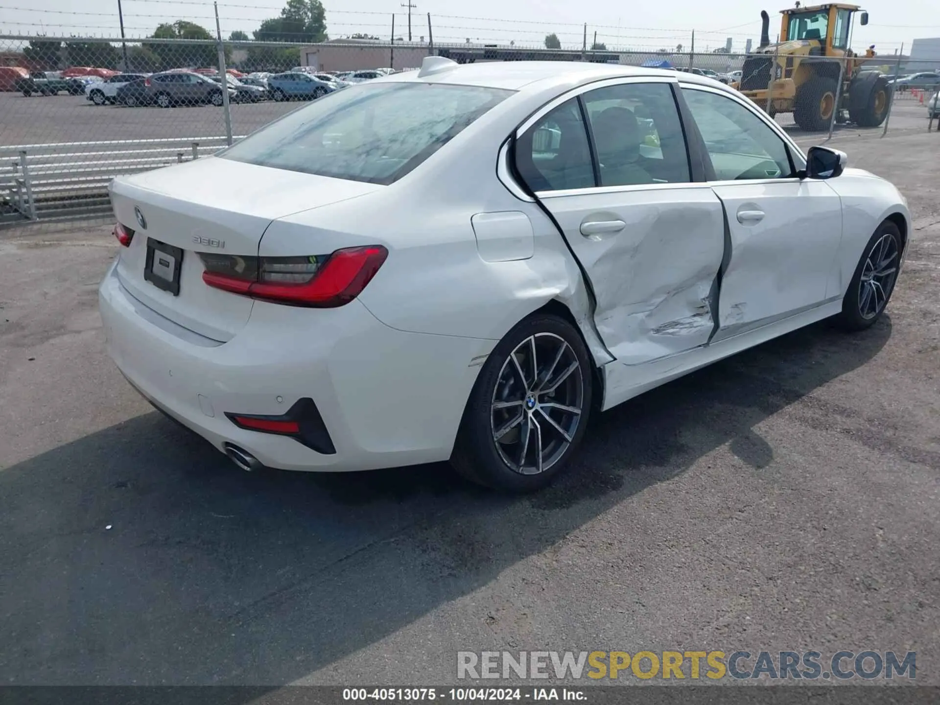 4 Photograph of a damaged car 3MW5R1J07M8B67075 BMW 330I 2021