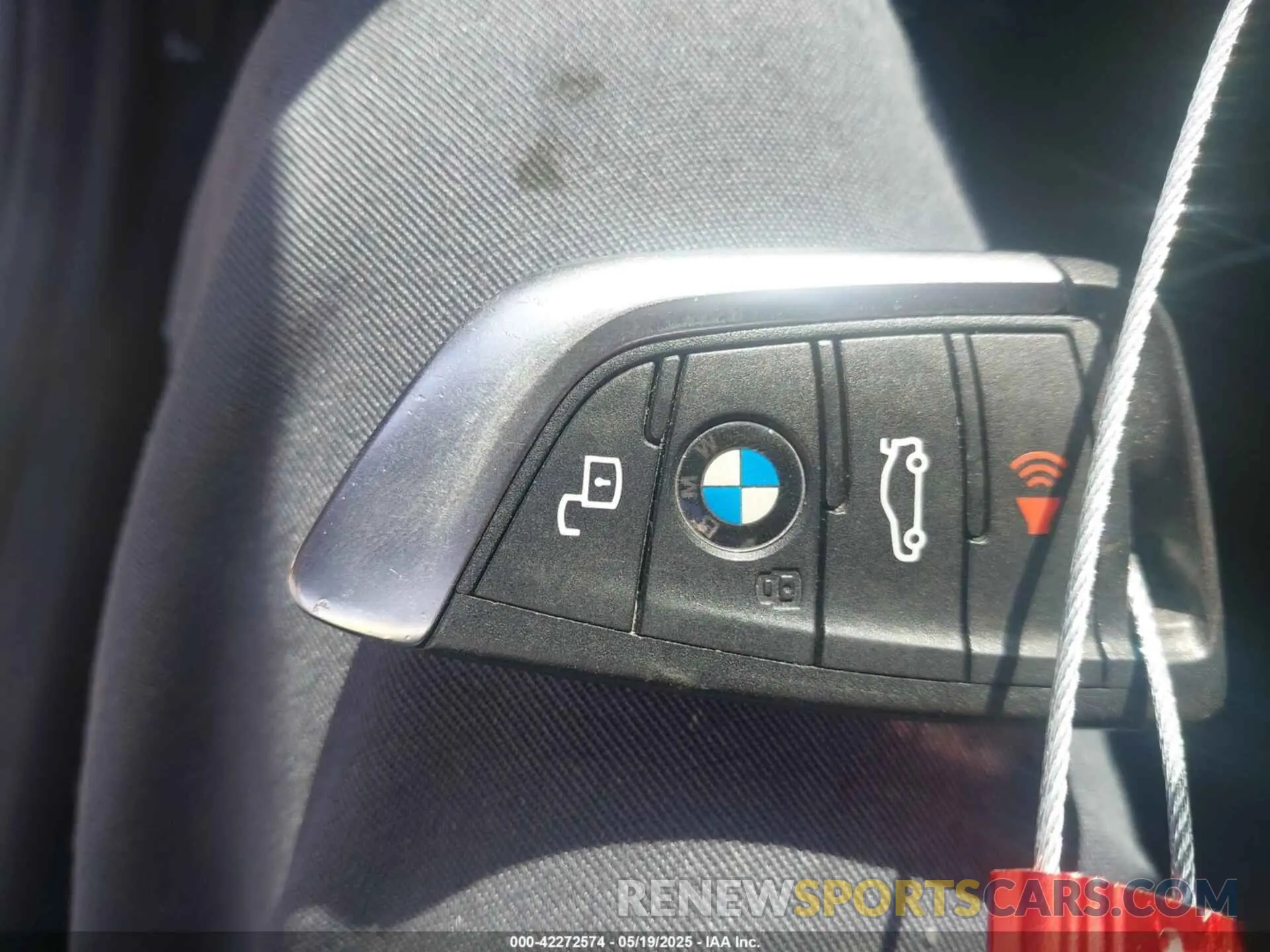 11 Photograph of a damaged car 3MW5R1J07M8C10703 BMW 330I 2021
