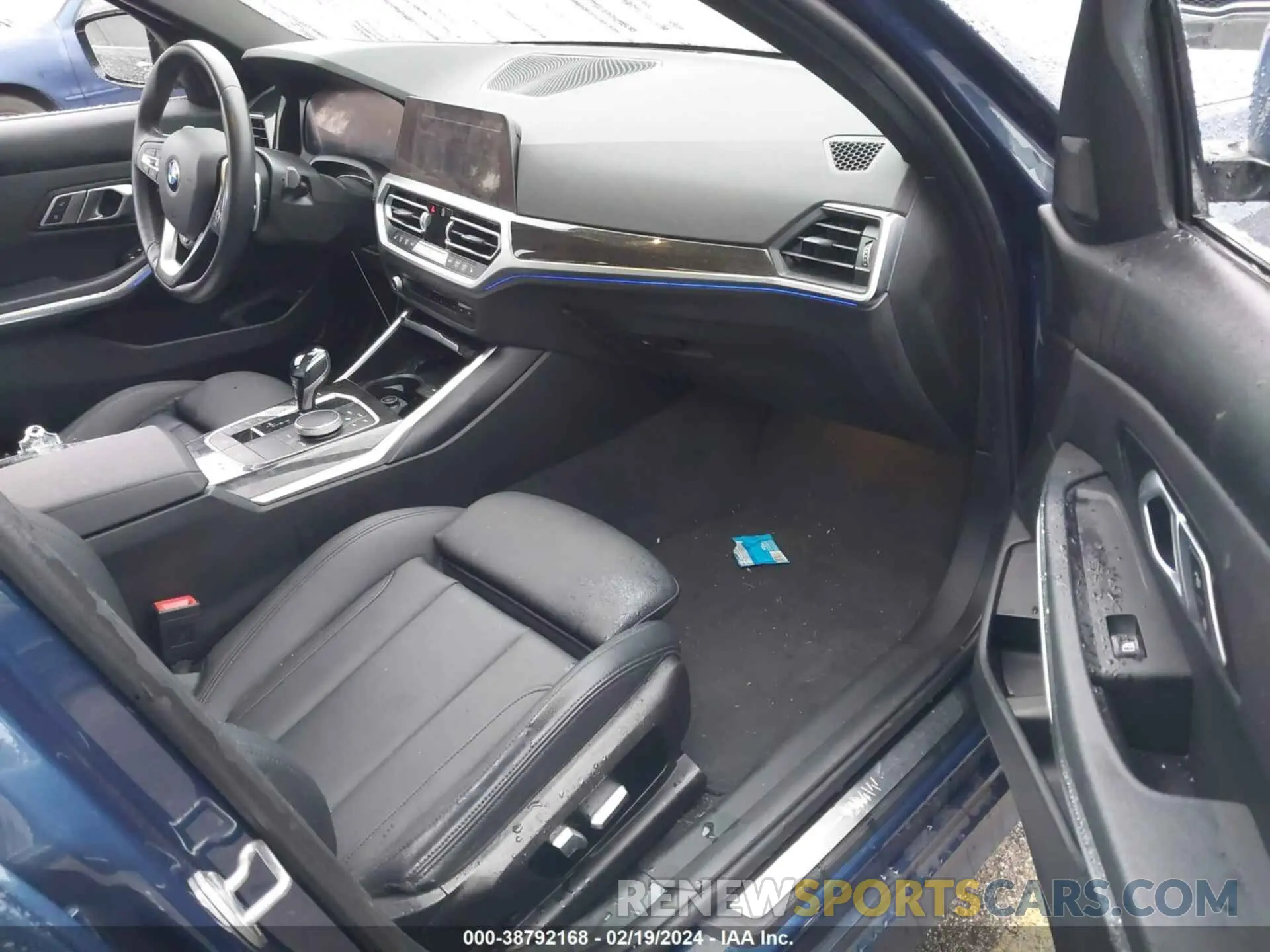 5 Photograph of a damaged car 3MW5R1J09M8C02831 BMW 330I 2021