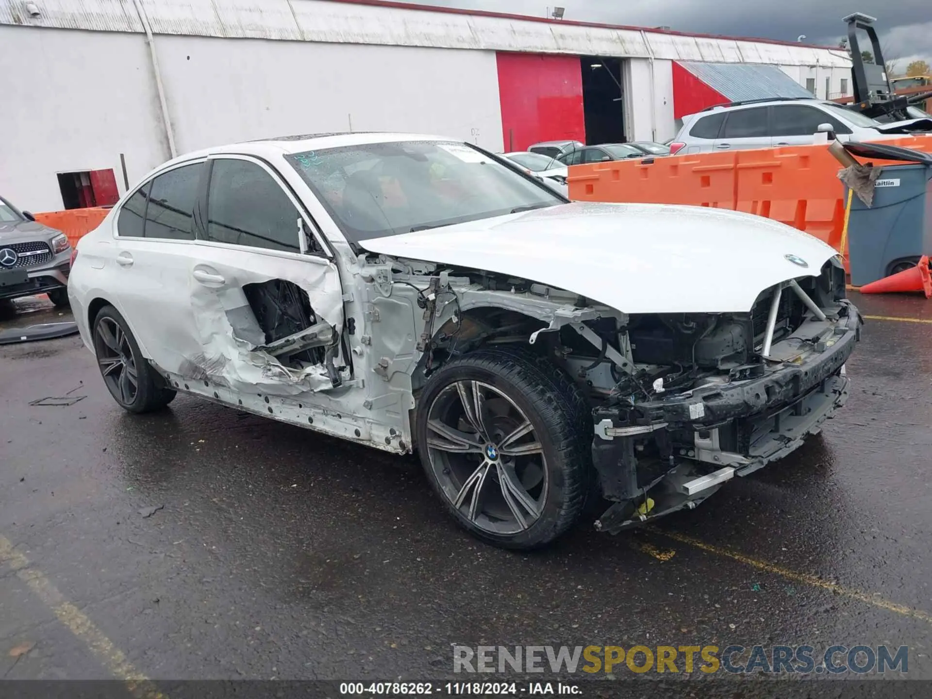 1 Photograph of a damaged car 3MW5R1J09M8C08421 BMW 330I 2021