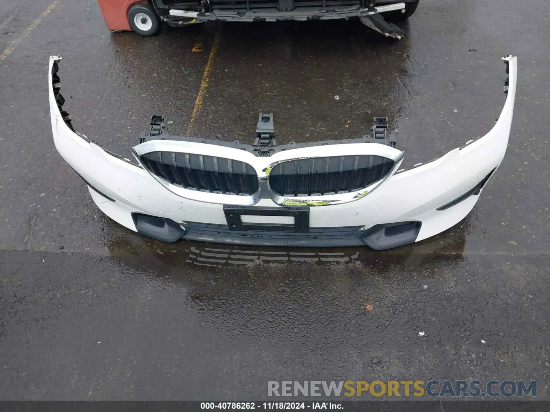 12 Photograph of a damaged car 3MW5R1J09M8C08421 BMW 330I 2021